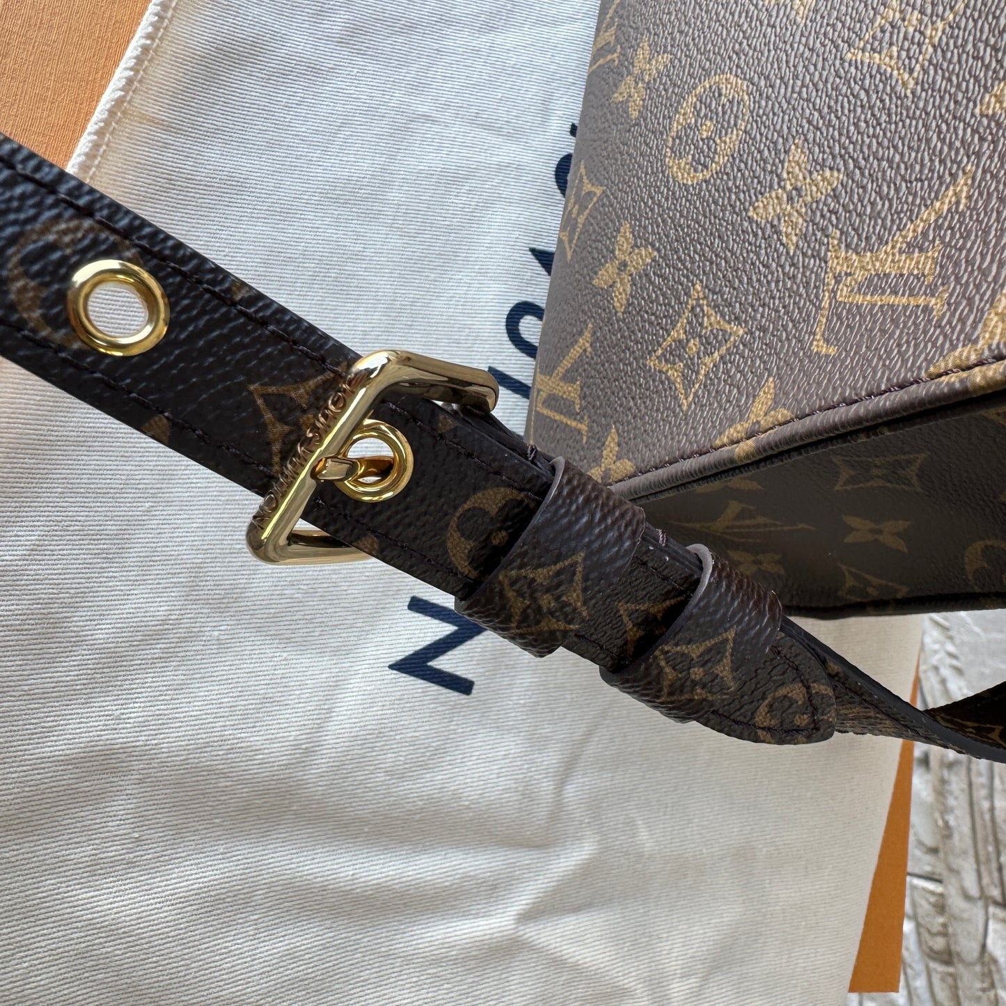 Louis Vuitton Monogram Sac Plat BB