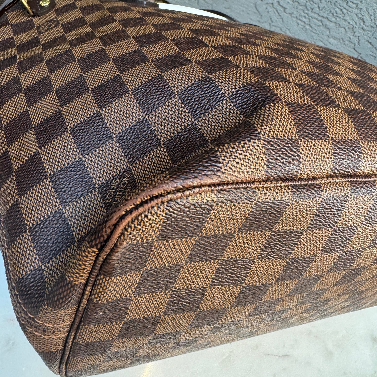 Louis Vuitton Damier Ebene Neverfull MM