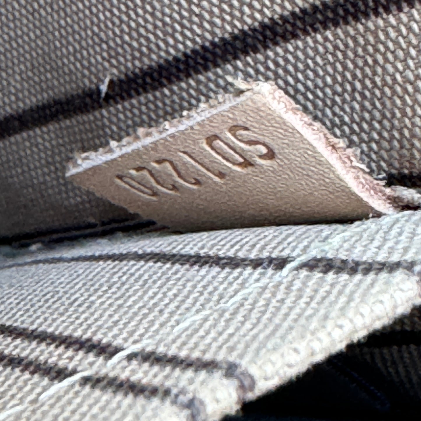 Louis Vuitton Monogram Neverfull Zipper Pochette