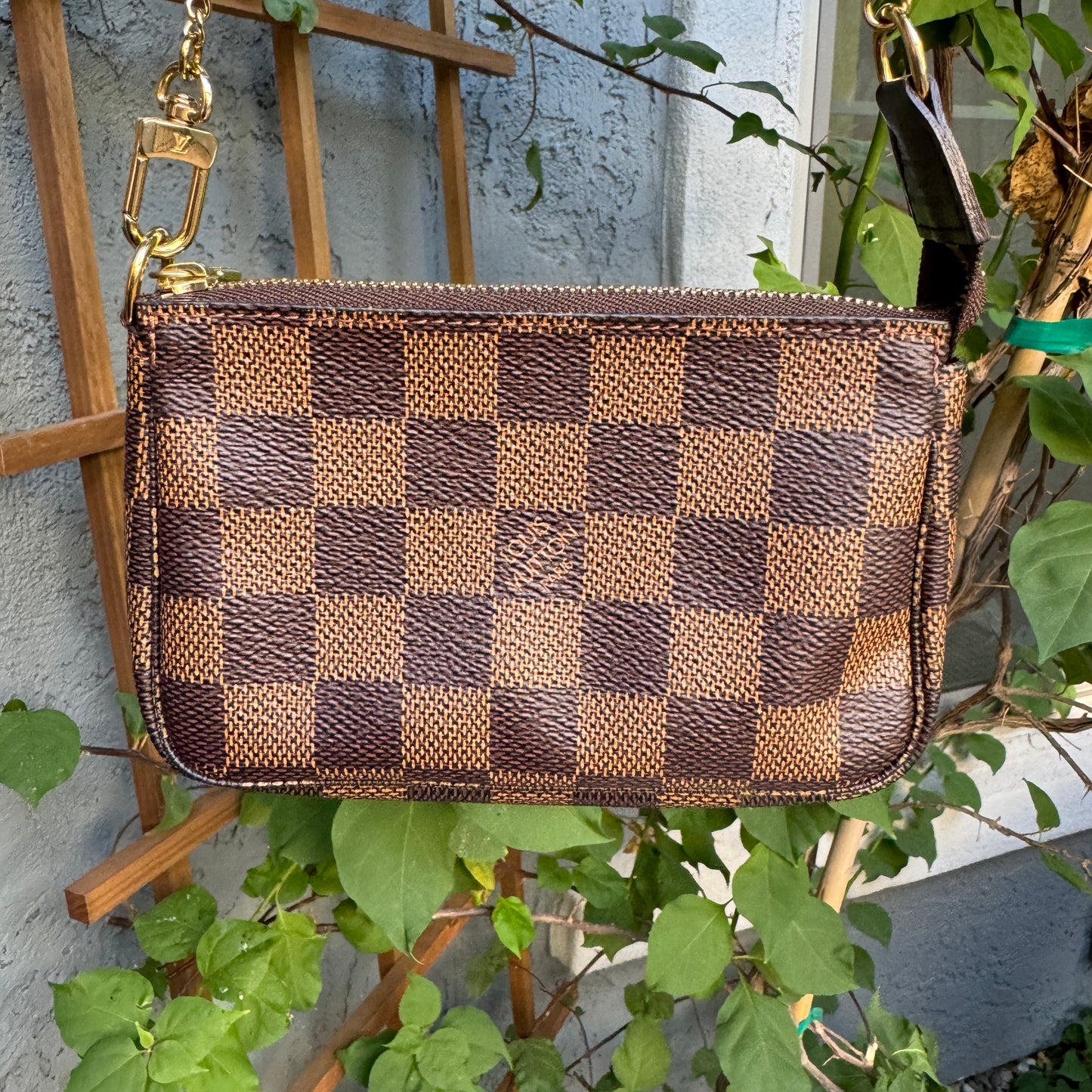 Louis Vuitton Damier Ebene Mini Pochette