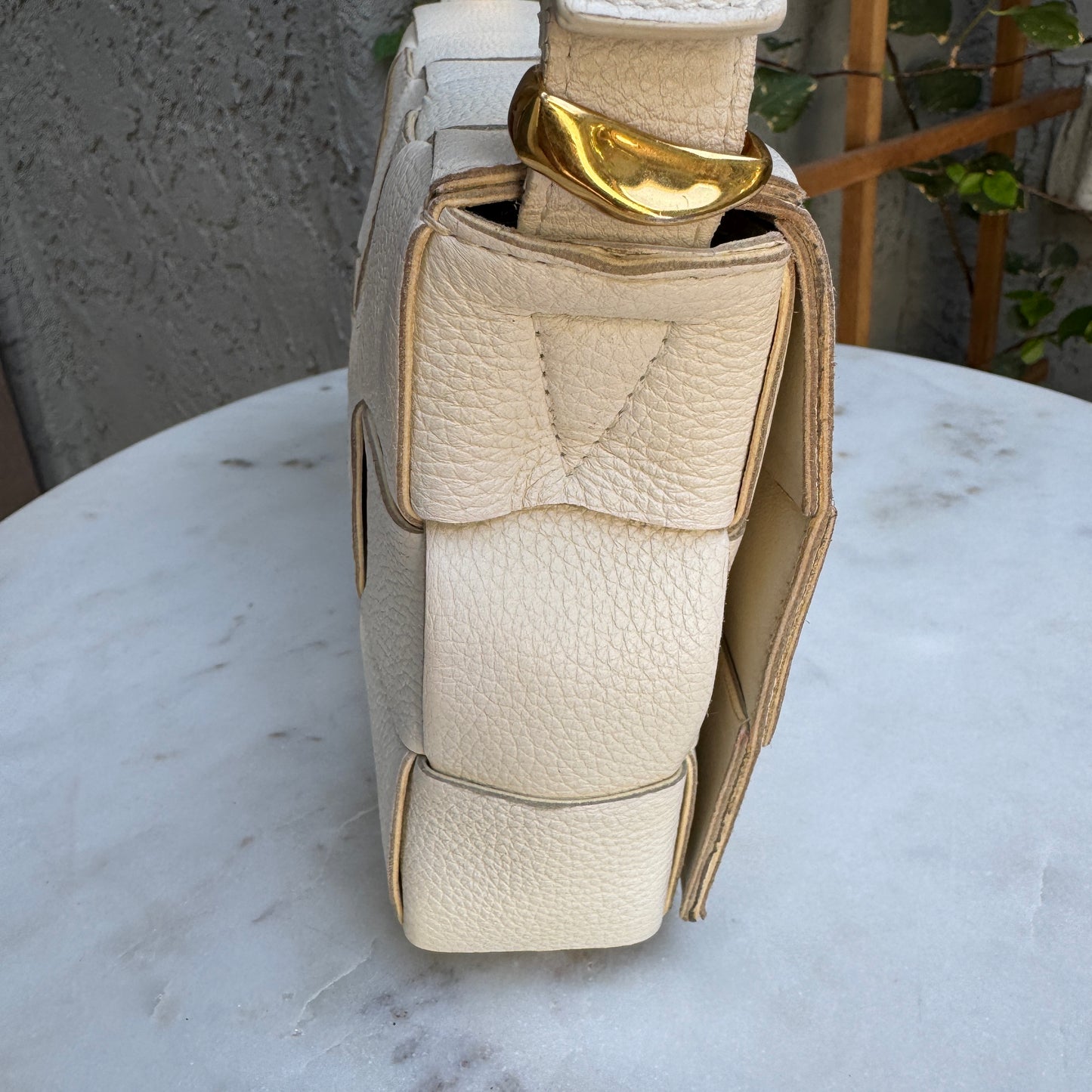 Bottega Veneta Grained Calfskin Maxi Intrecciato Cassette Crossbody