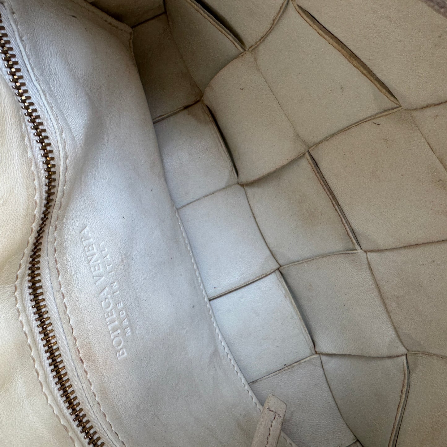 Bottega Veneta Grained Calfskin Maxi Intrecciato Cassette Crossbody