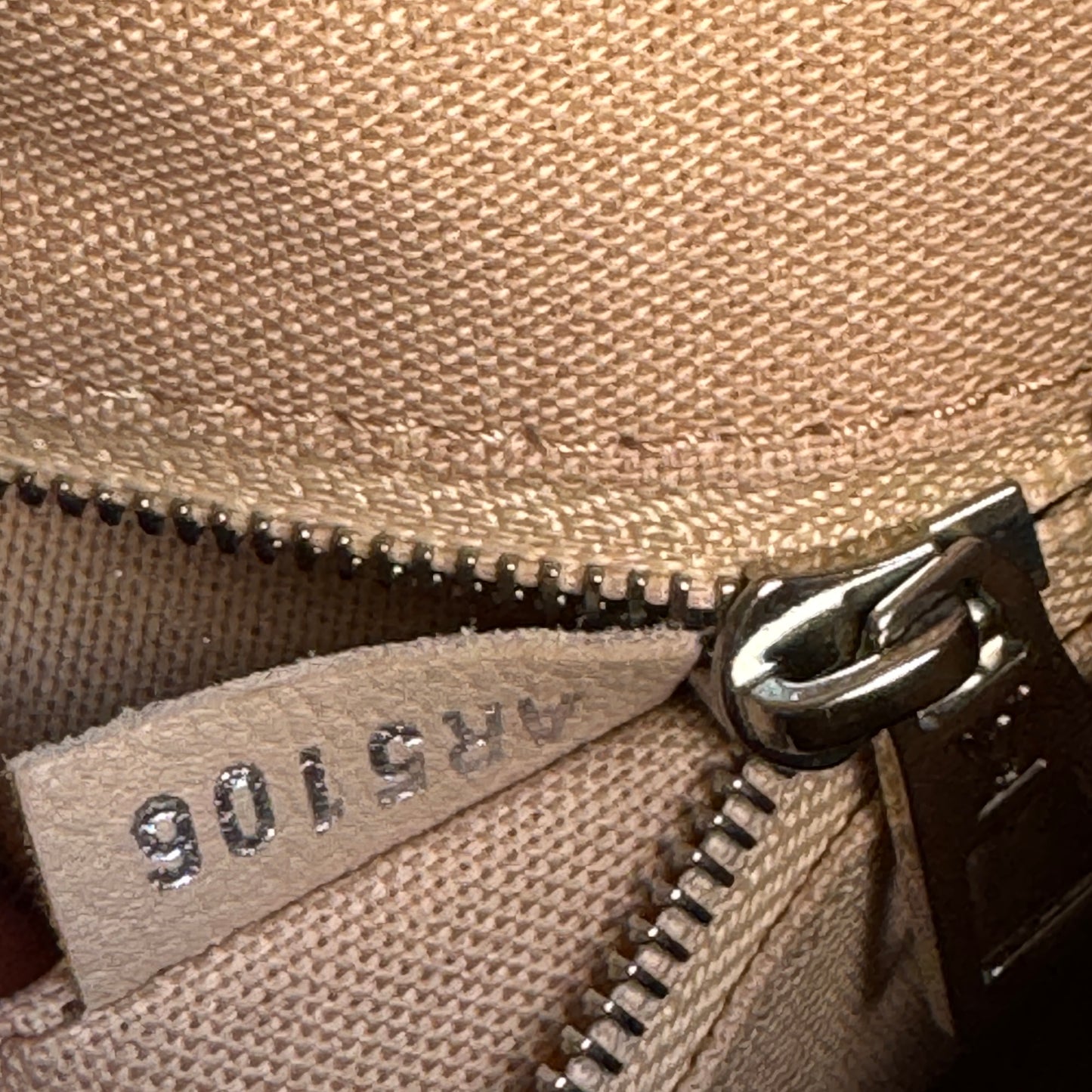 Louis Vuitton Epi Vaneau MM