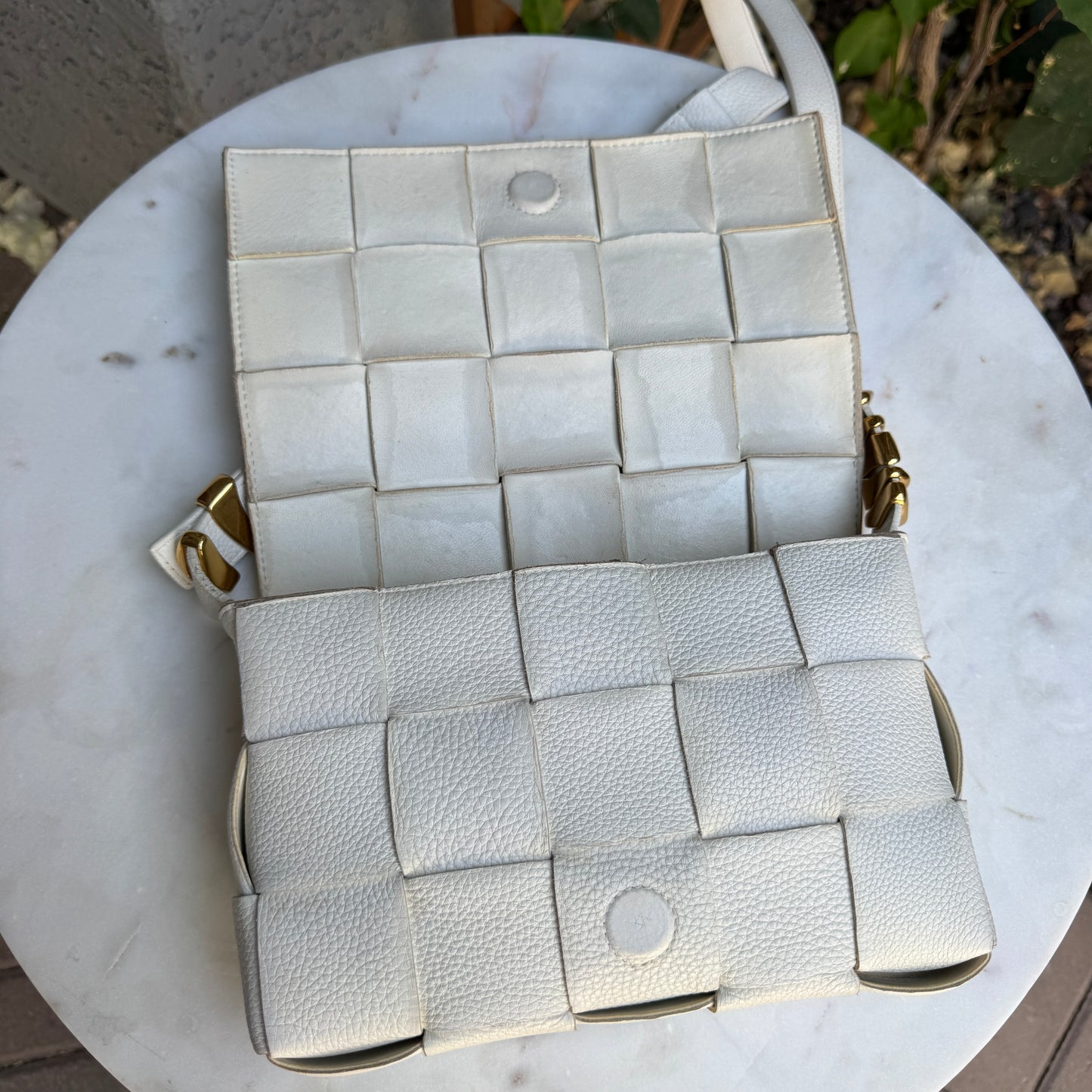 Bottega Veneta Grained Calfskin Maxi Intrecciato Cassette Crossbody