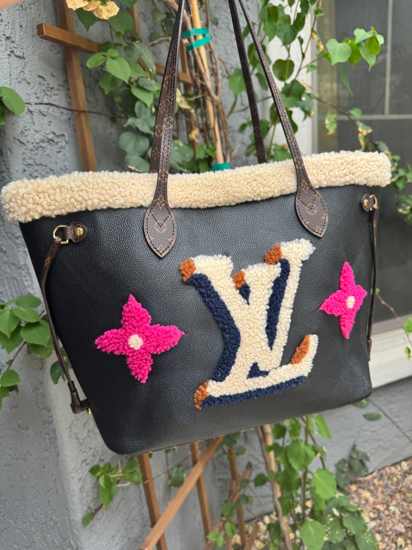 Louis Vuitton Monogram Teddy Neverfull MM