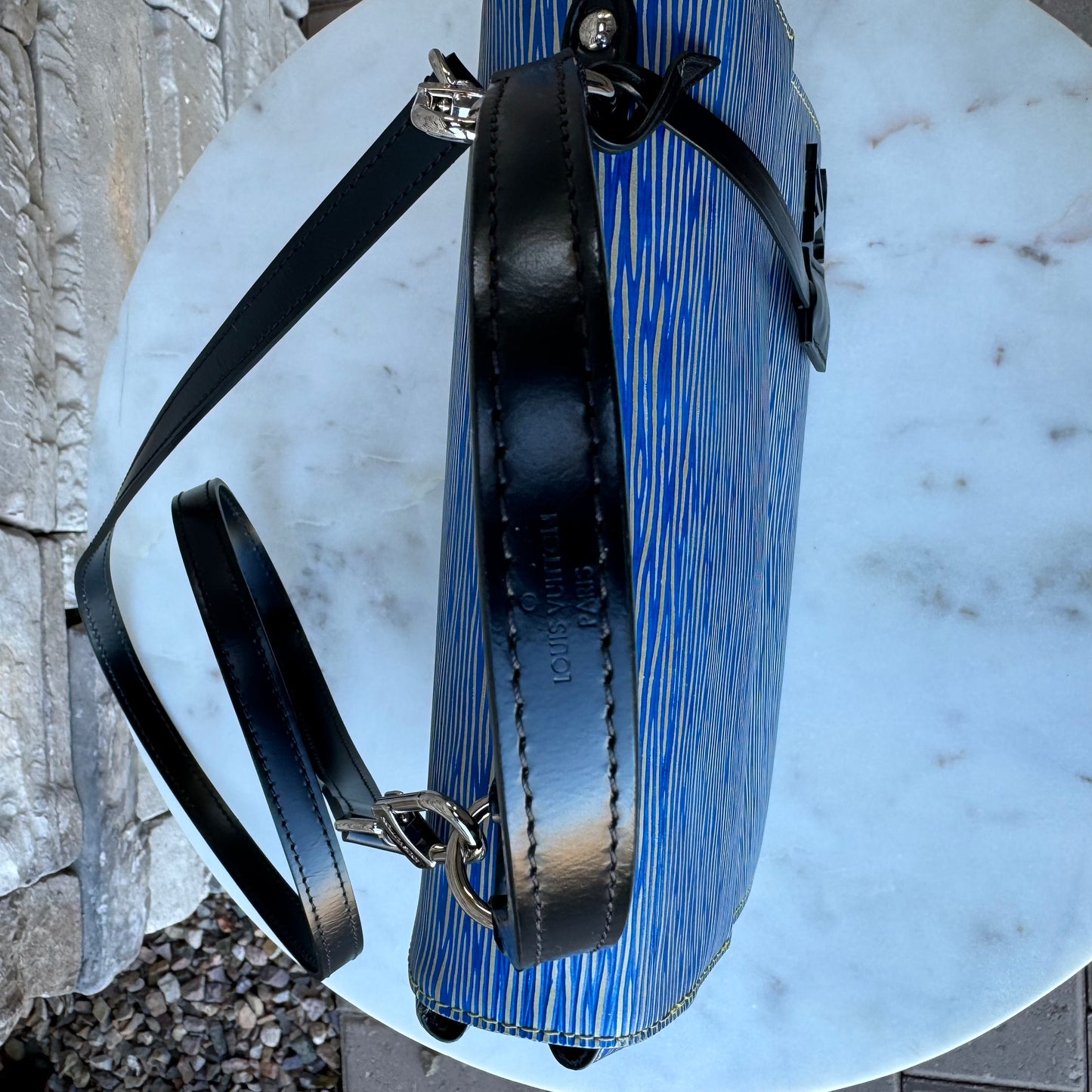 Louis Vuitton Epi Cluny MM