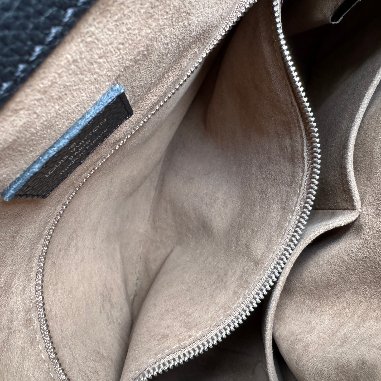 Louis Vuitton Mahina Babylone PM