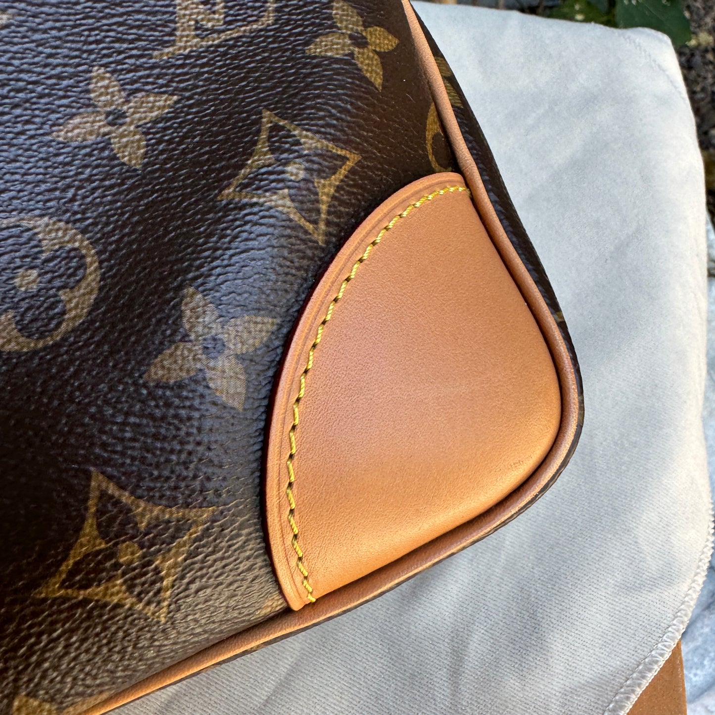 Louis Vuitton Monogram Odeon MM Crossbody NM