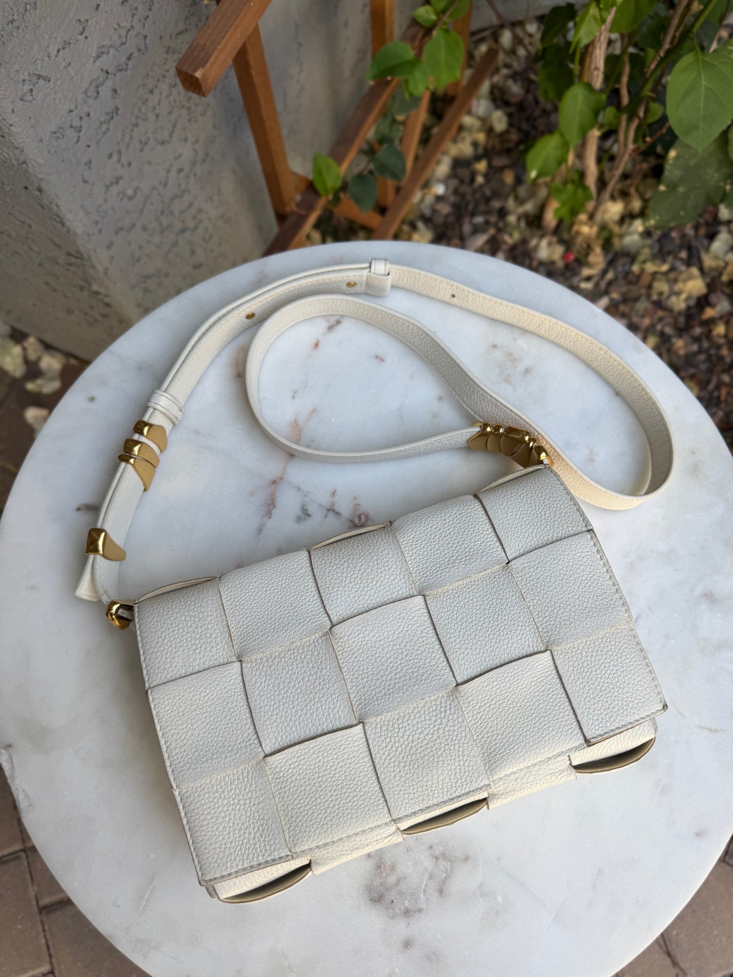 Bottega Veneta Grained Calfskin Maxi Intrecciato Cassette Crossbody