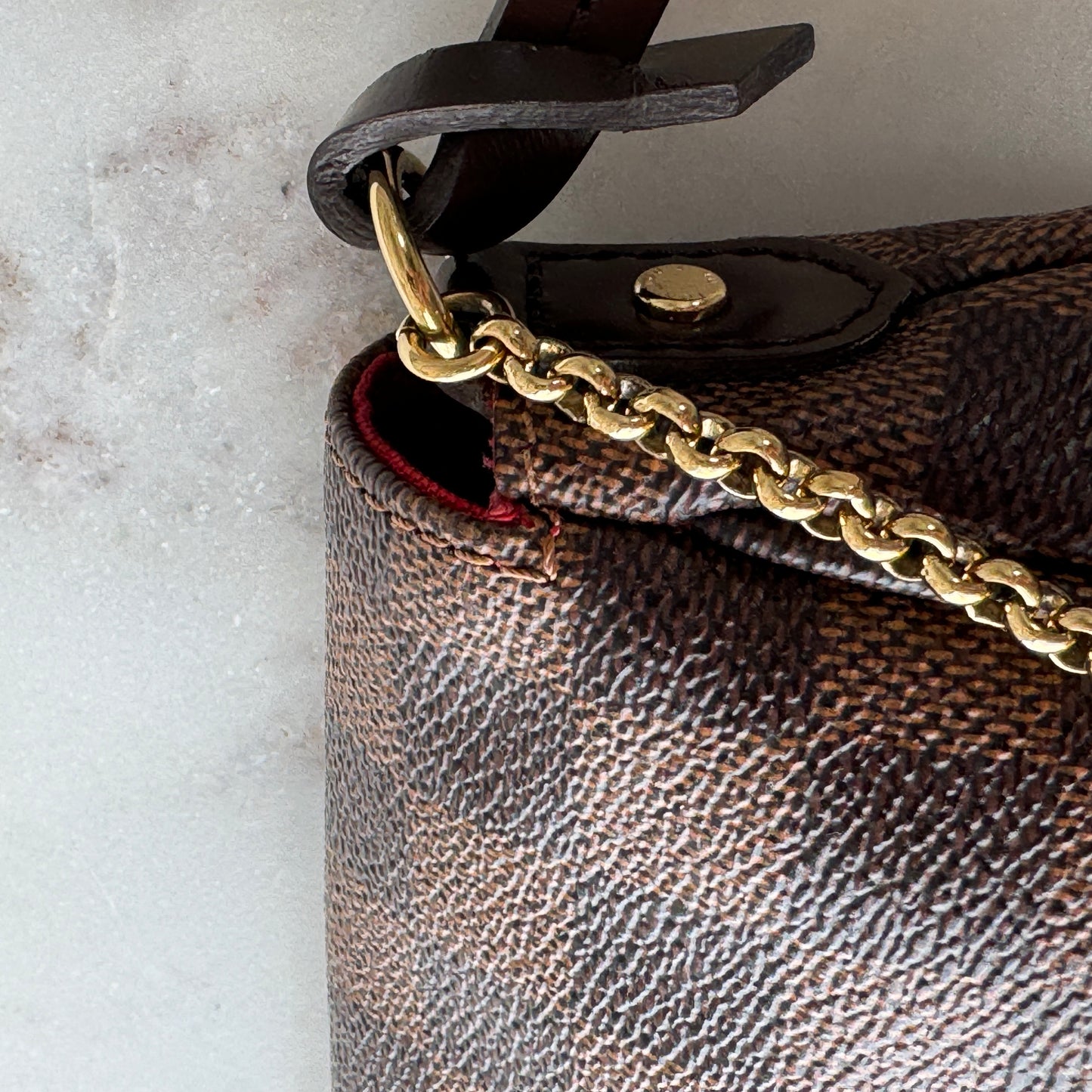 Louis Vuitton Favorite MM Damier Ebene Crossbody