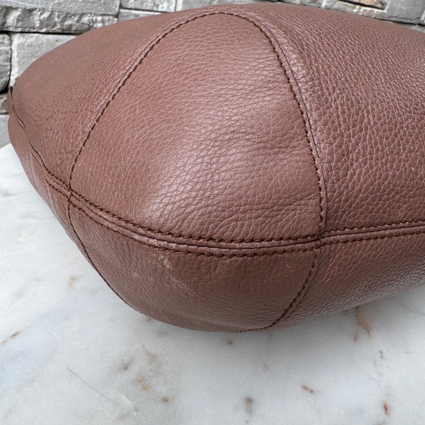 Gucci Medium Soho Chain Hobo