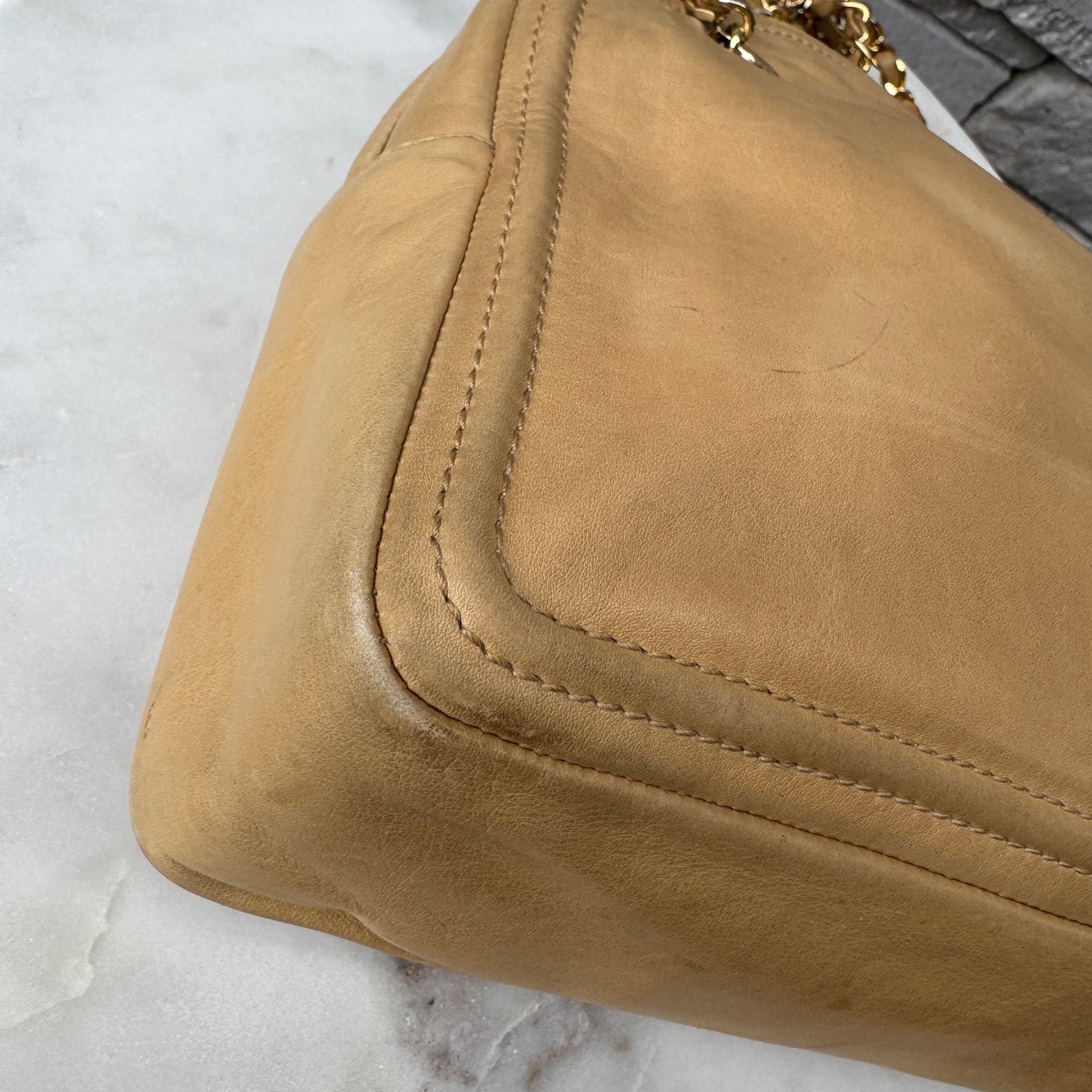 Chanel Vintage CC Chain Leather Shoulder Bag