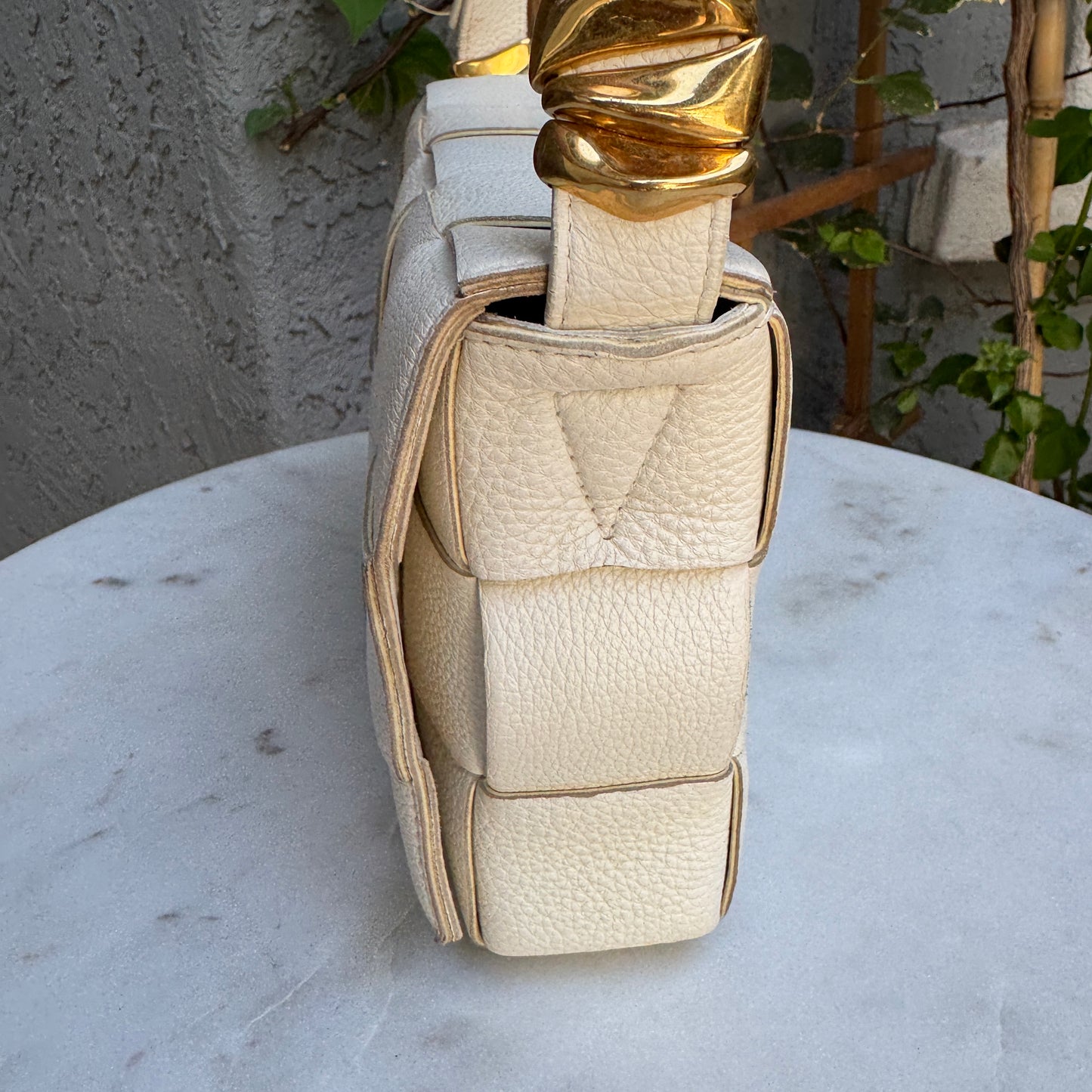 Bottega Veneta Grained Calfskin Maxi Intrecciato Cassette Crossbody