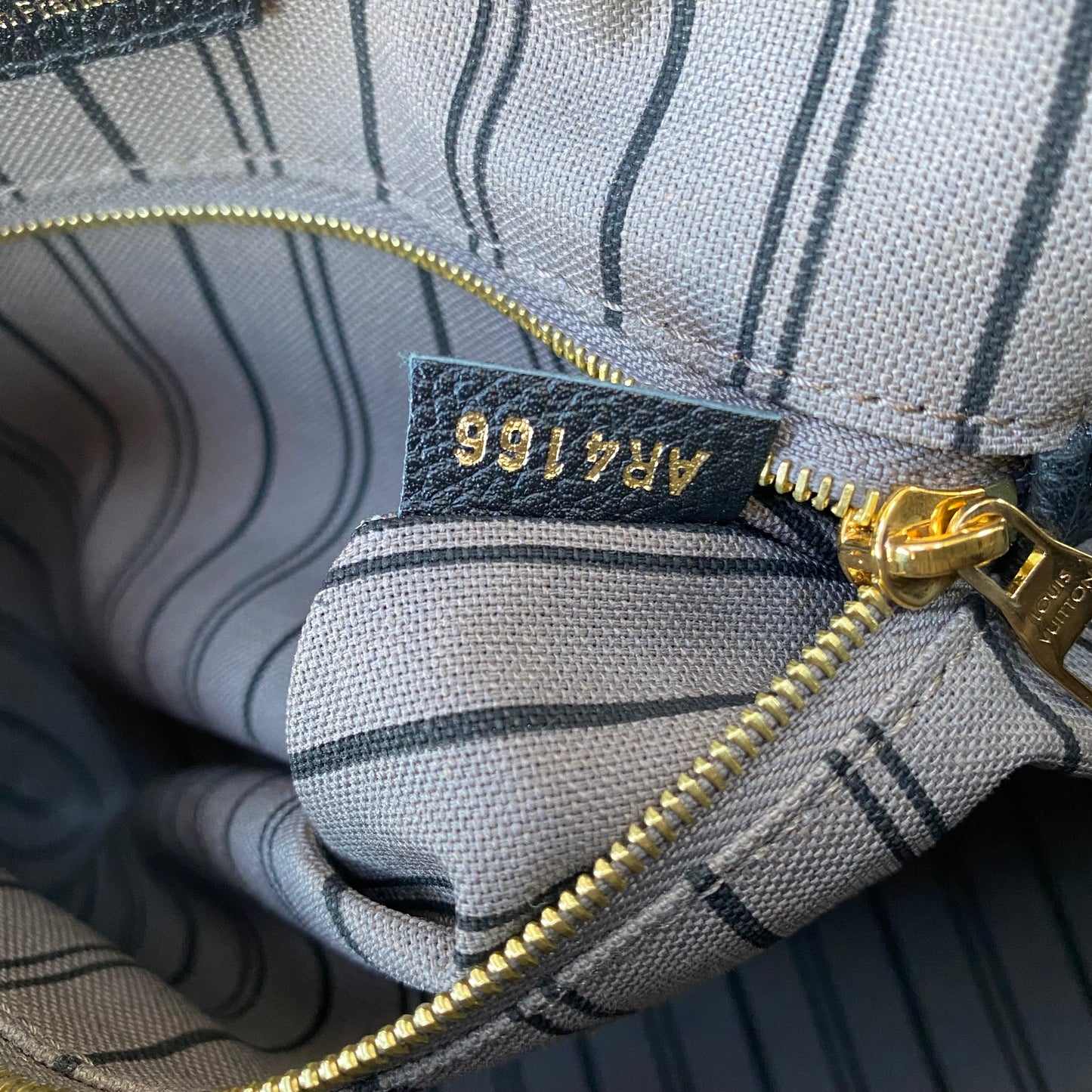 Louis Vuitton Empreinte Speedy Bandoulière 25