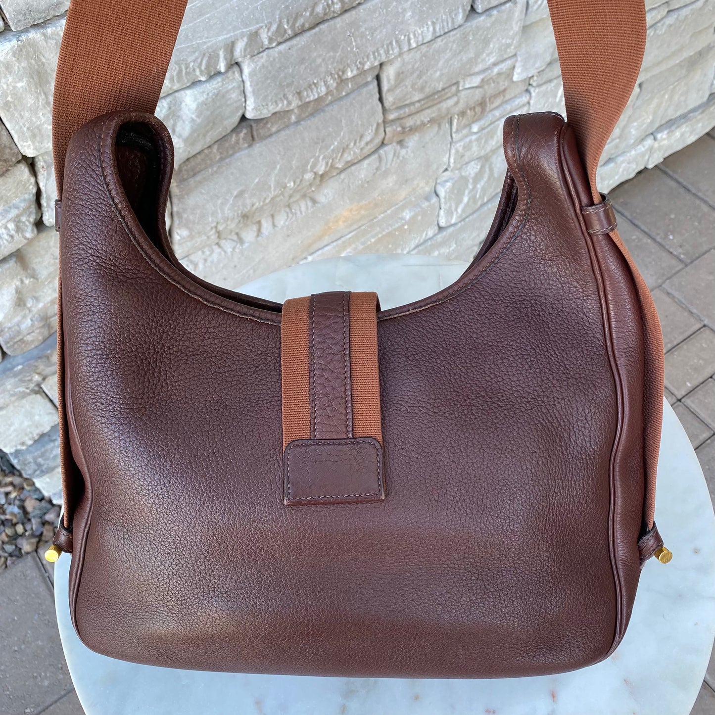 Hermès Tsako Marron Fonce Clemence Leather Shoulder Bag
