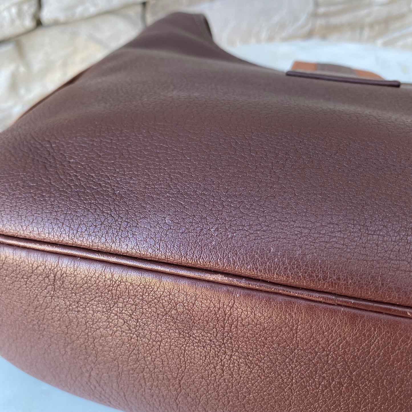 Hermès Tsako Marron Fonce Clemence Leather Shoulder Bag