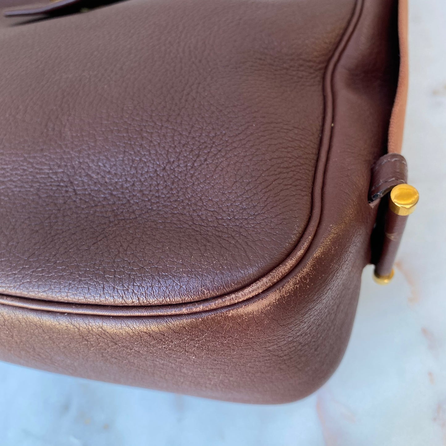 Hermès Tsako Marron Fonce Clemence Leather Shoulder Bag