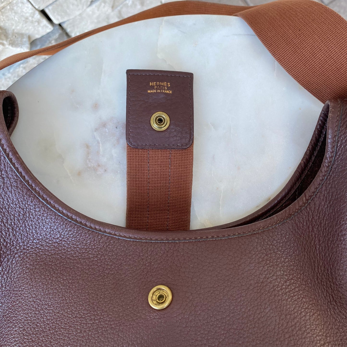 Hermès Tsako Marron Fonce Clemence Leather Shoulder Bag