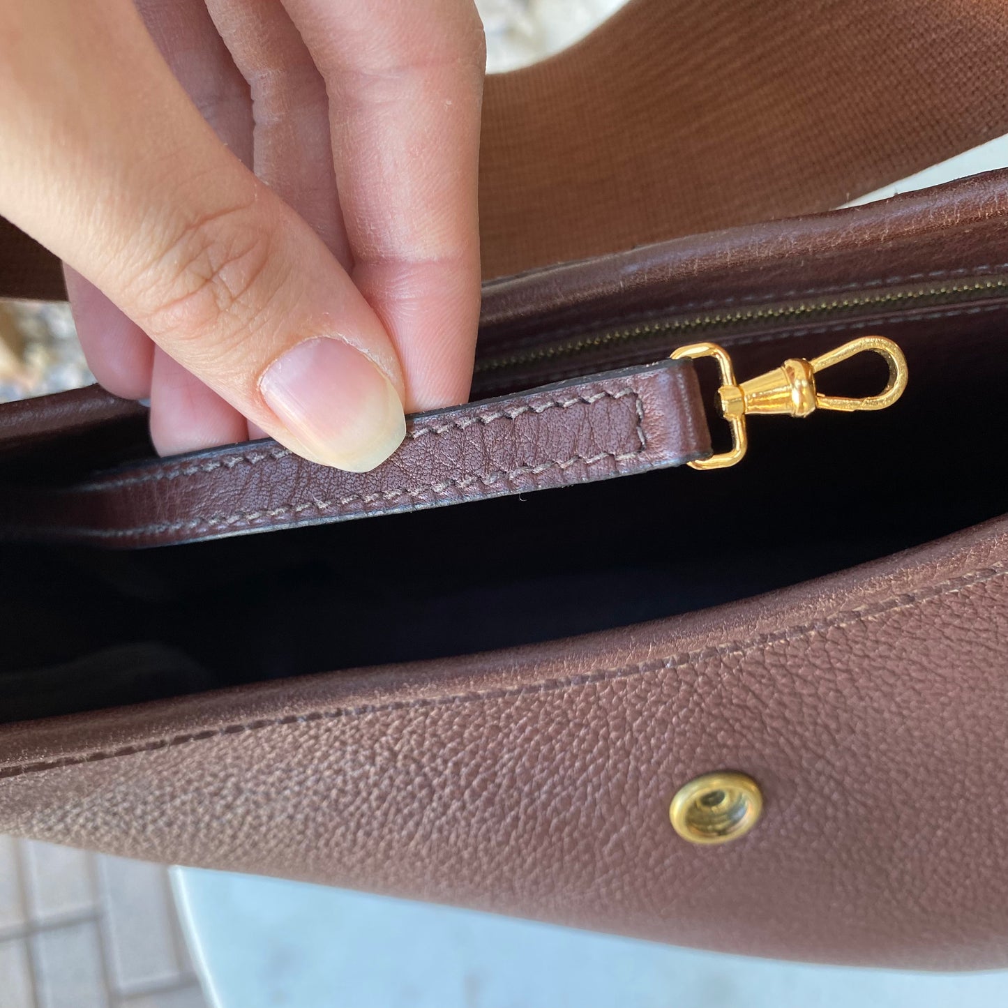 Hermès Tsako Marron Fonce Clemence Leather Shoulder Bag