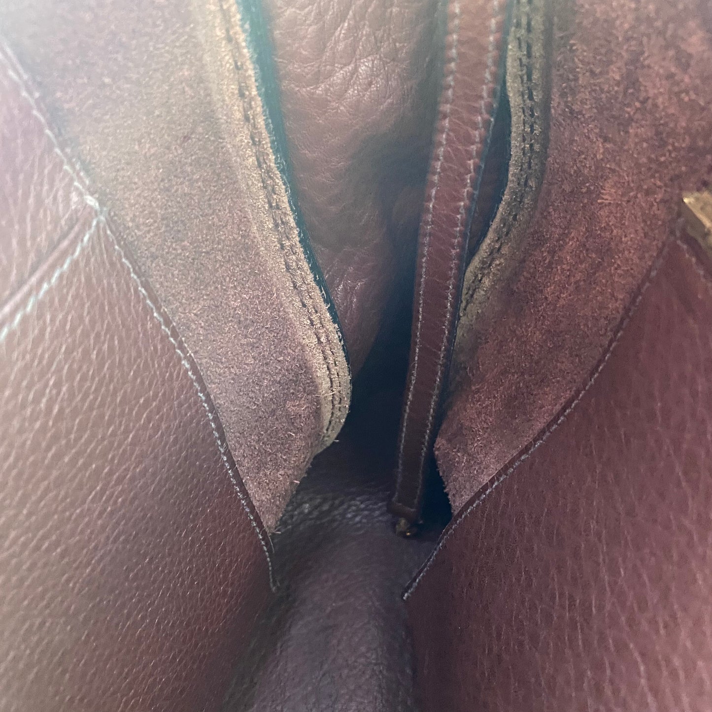 Hermès Tsako Marron Fonce Clemence Leather Shoulder Bag