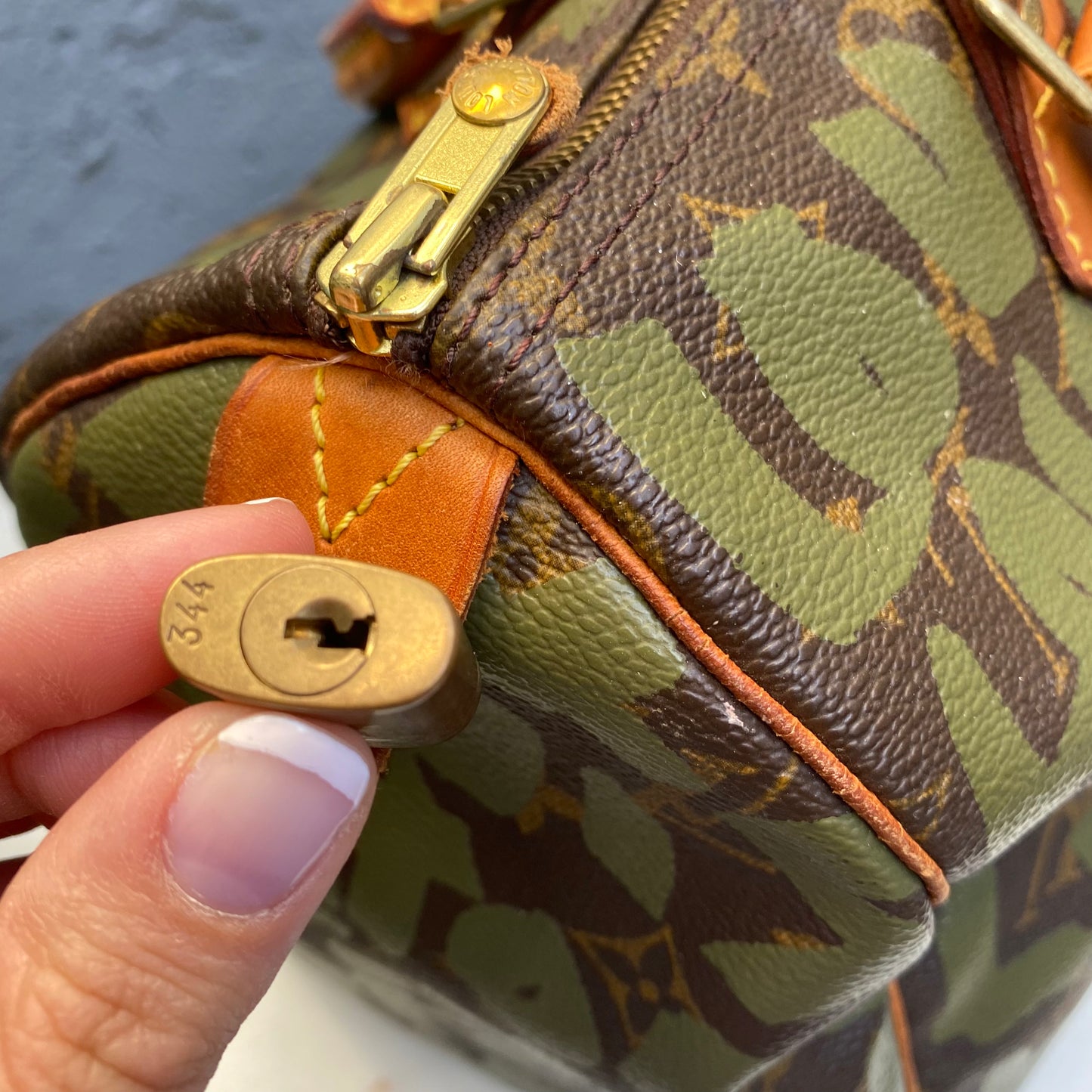 Louis Vuitton Graffiti Monogram Speedy 30