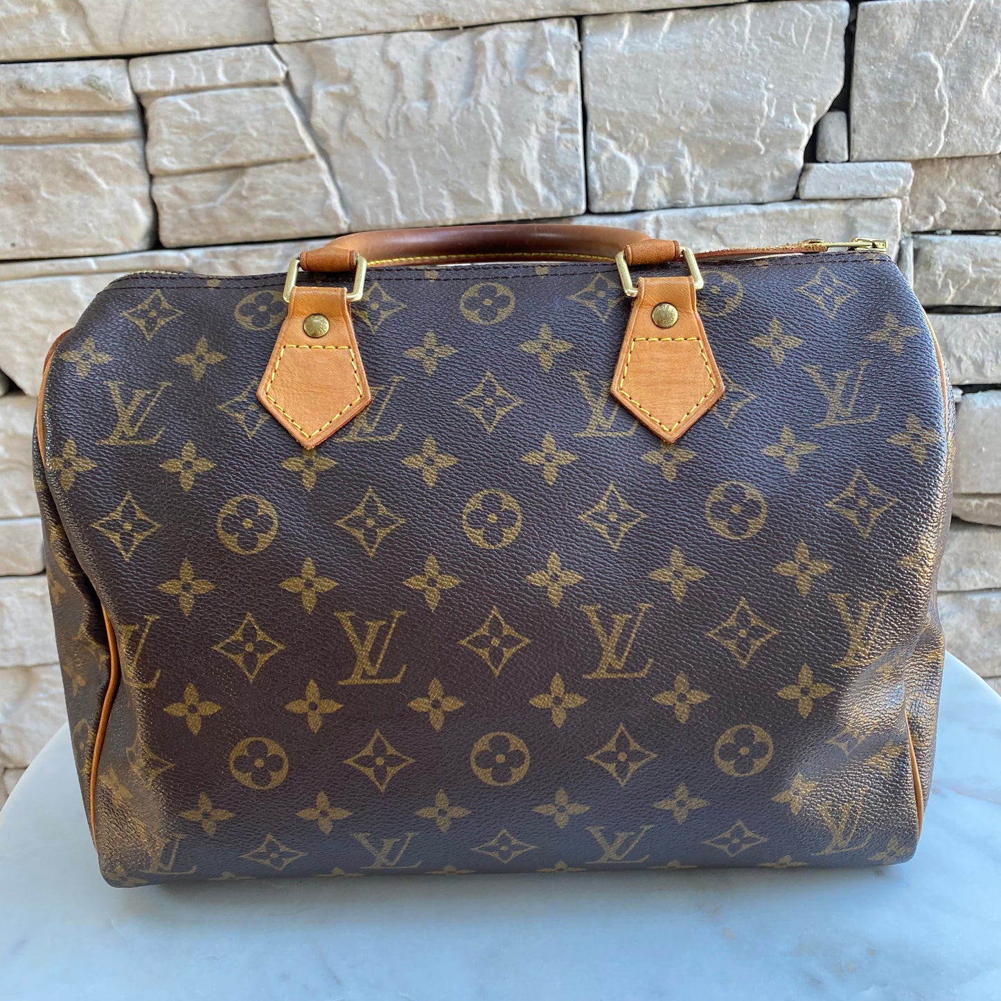 Louis Vuitton Monogram Speedy 30