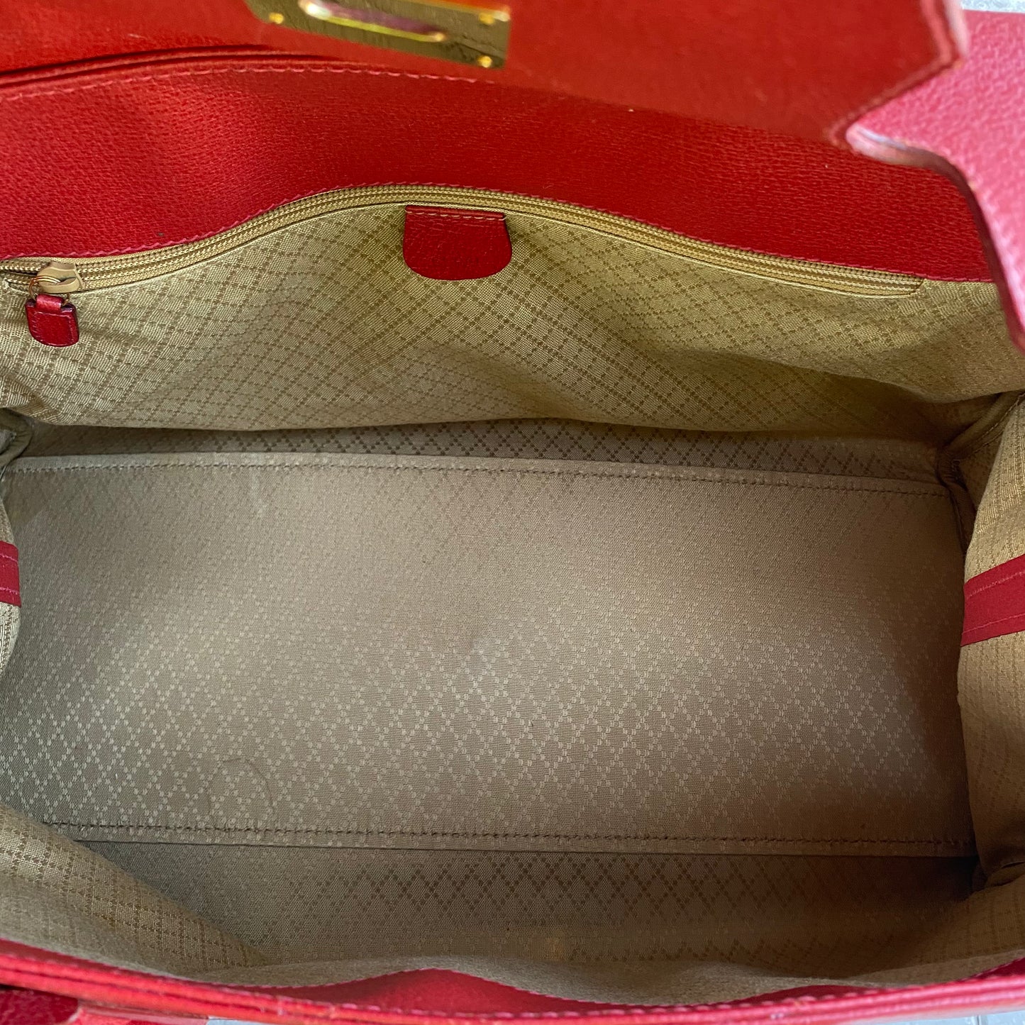 Gucci Large Leather Vintage Birkin Style Top Handle Bag