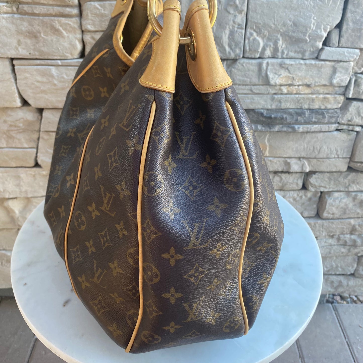 Louis Vuitton Galliera Monogram GM