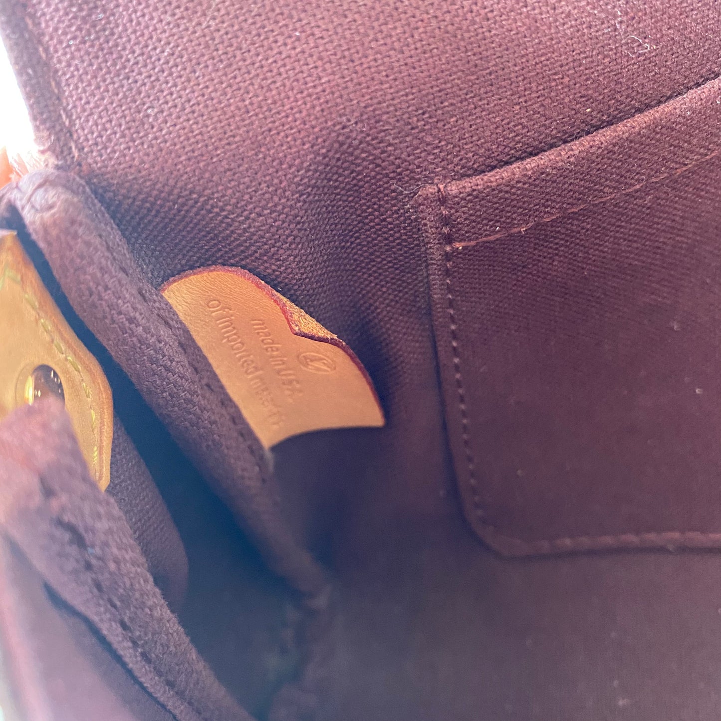 Louis Vuitton Monogram Favorite PM Clutch Crossbody