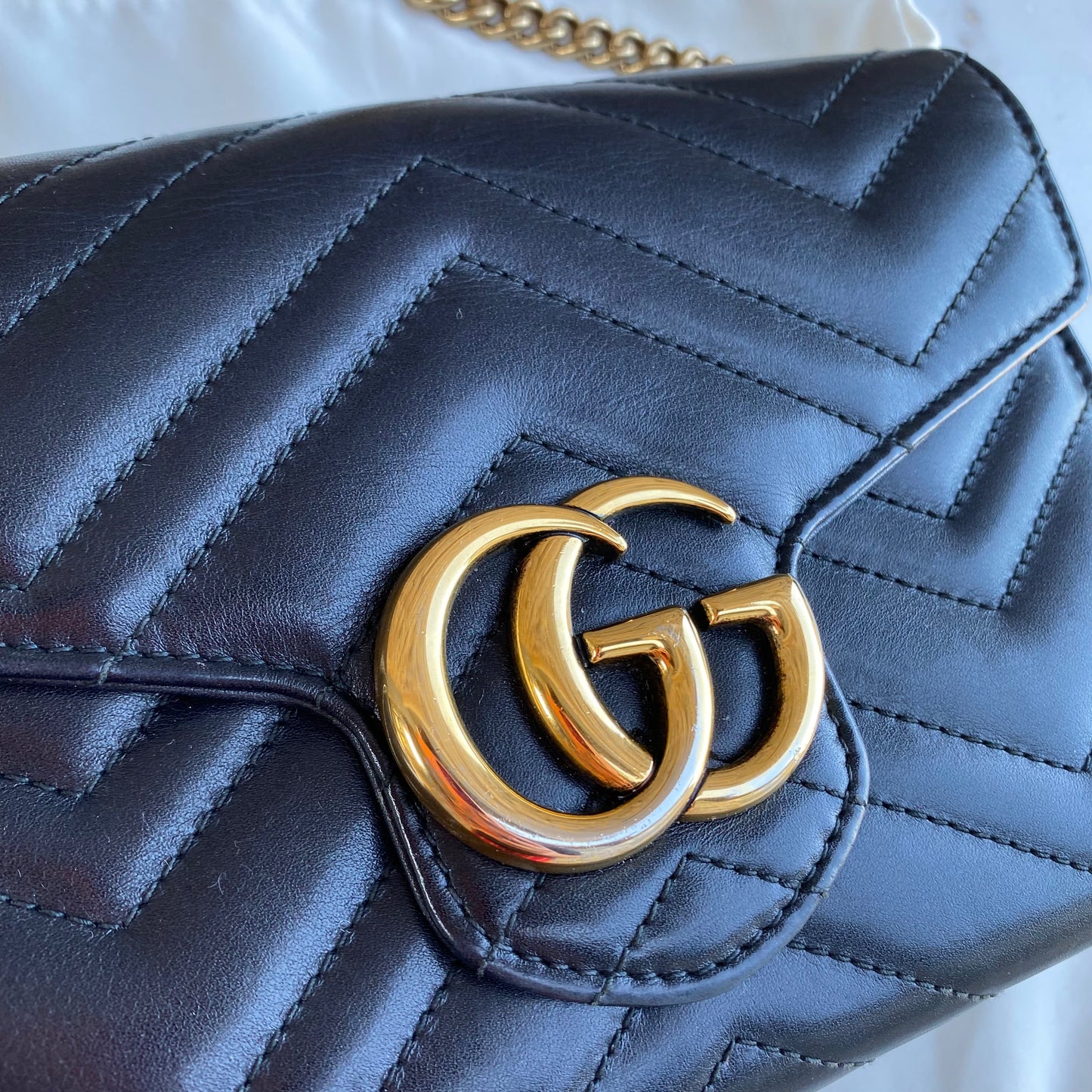 Gucci GG Marmont Matelasse Wallet on Chain