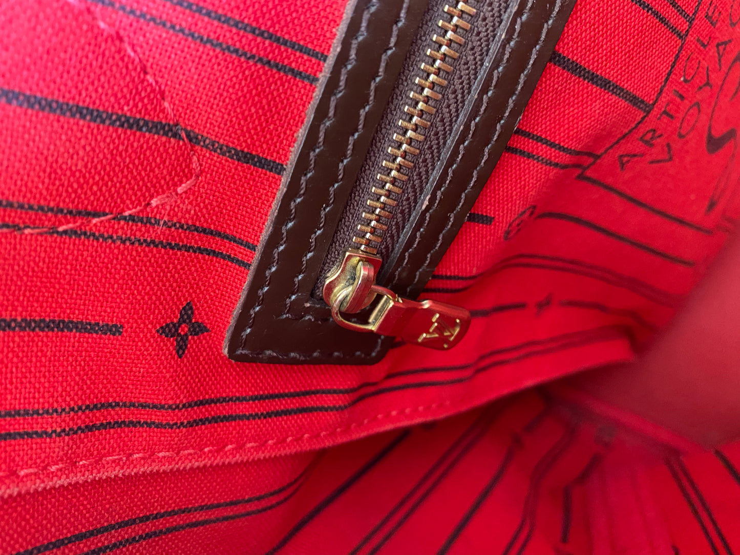 Louis Vuitton Damier Ebene Neverfull MM Tote