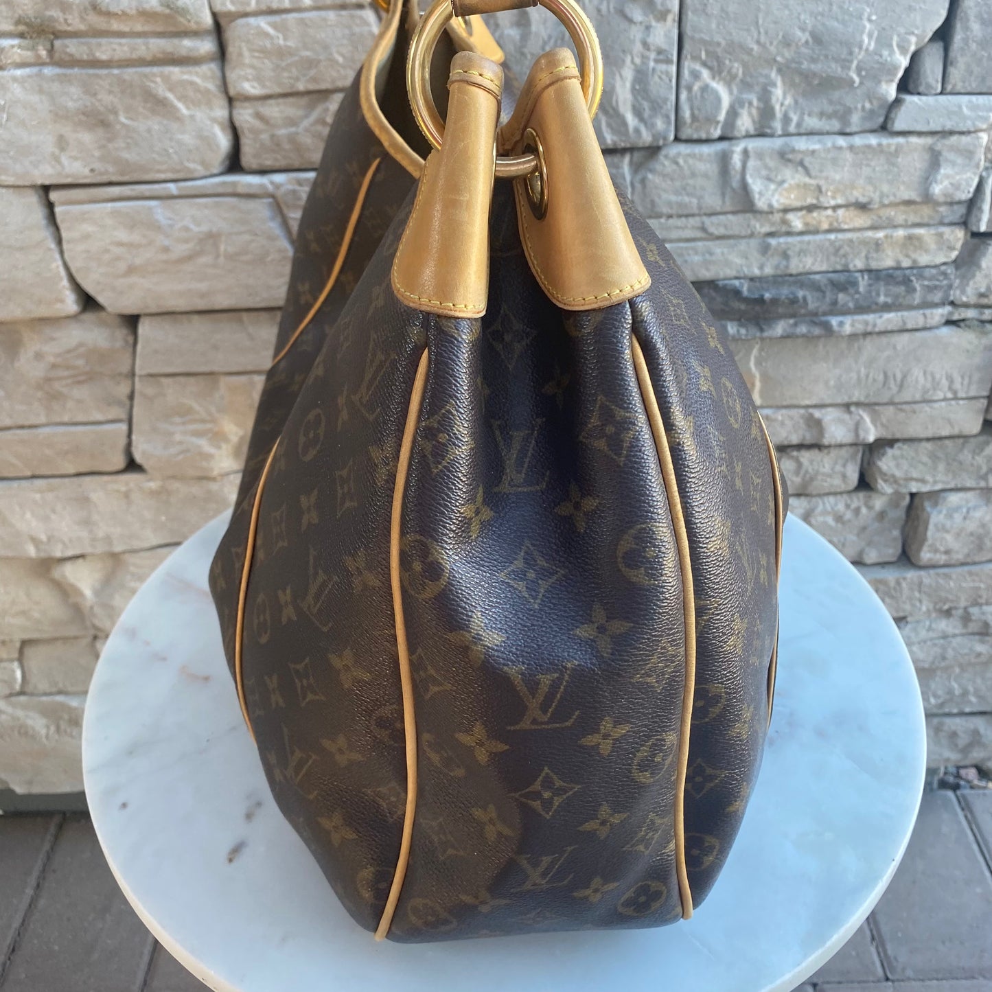 Louis Vuitton Galliera Monogram GM