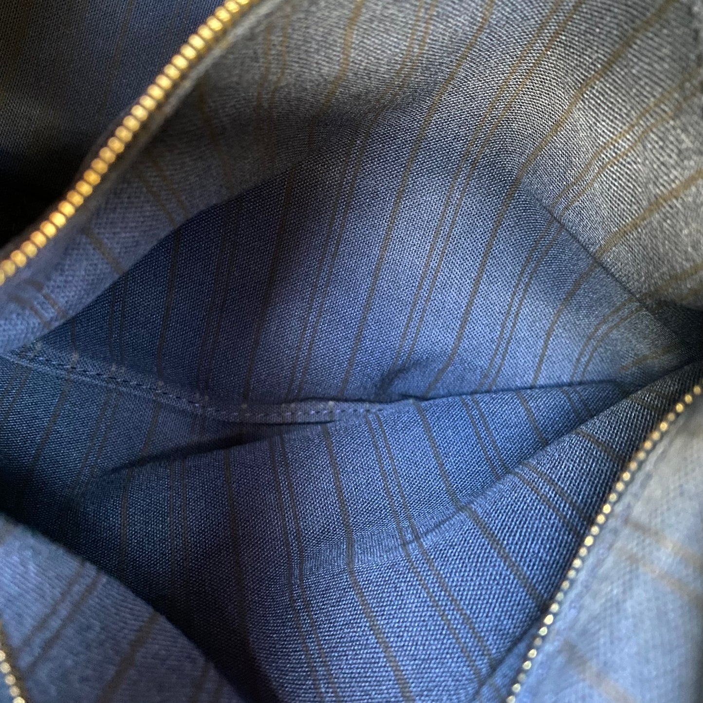Louis Vuitton Empreinte Leather Artsy MM