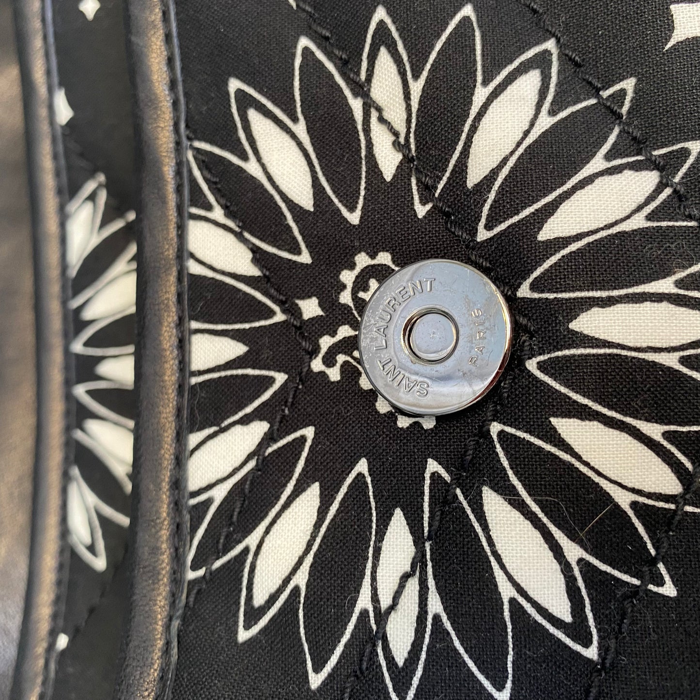 Saint Laurent Medium Chevron Bandana Niki