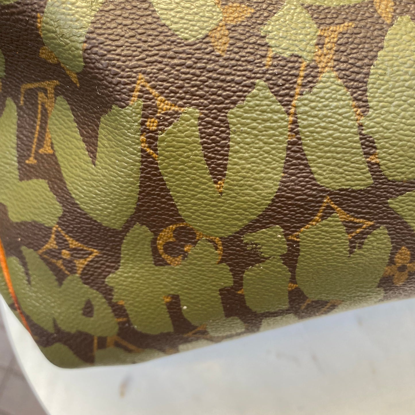 Louis Vuitton Graffiti Monogram Speedy 30