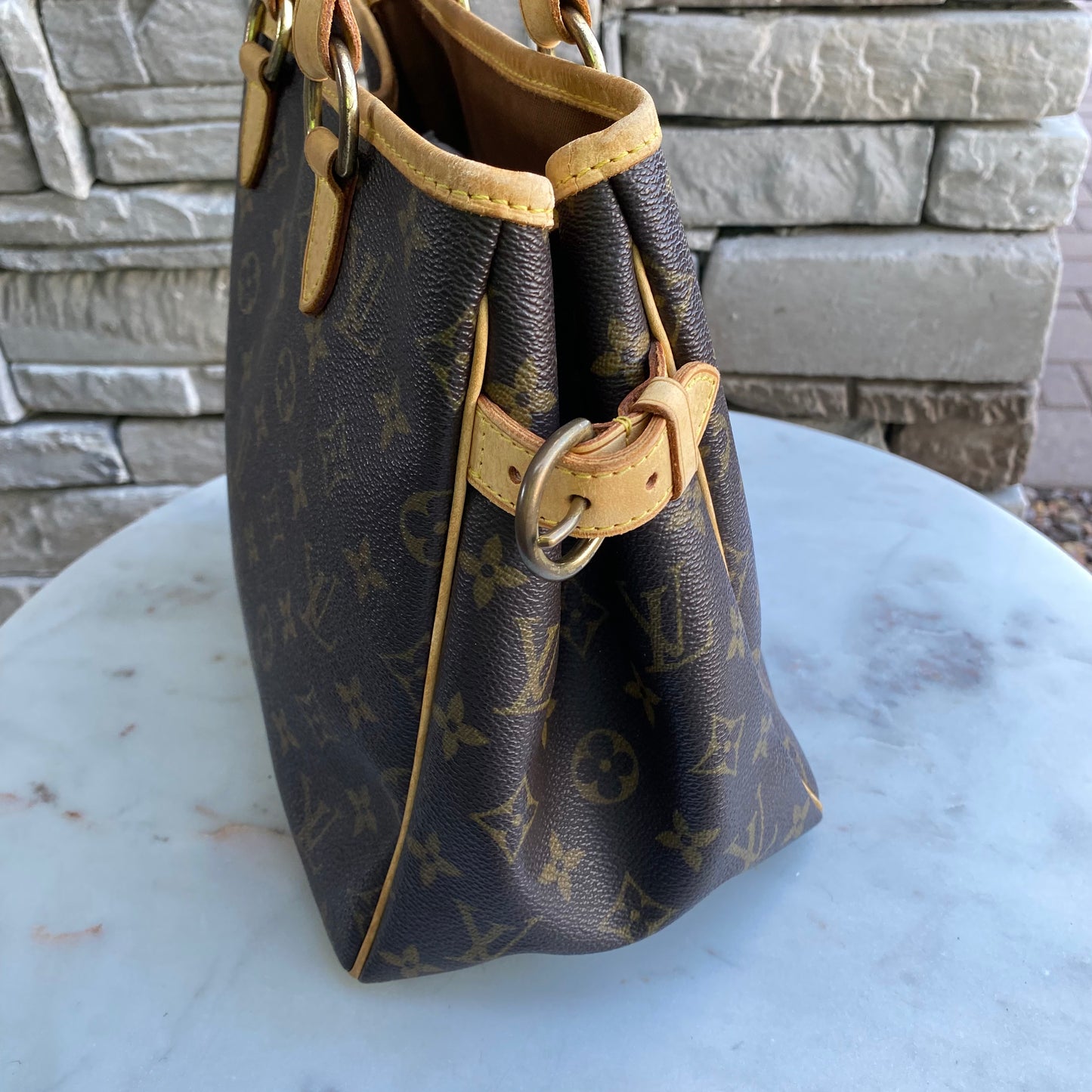 Louis Vuitton Batignolles Vertical PM