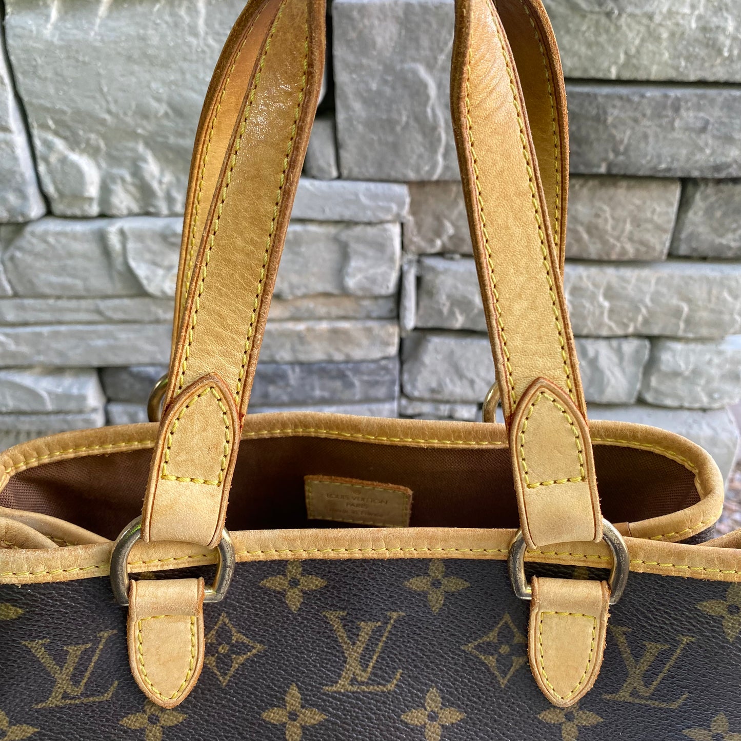 Louis Vuitton Batignolles Vertical PM