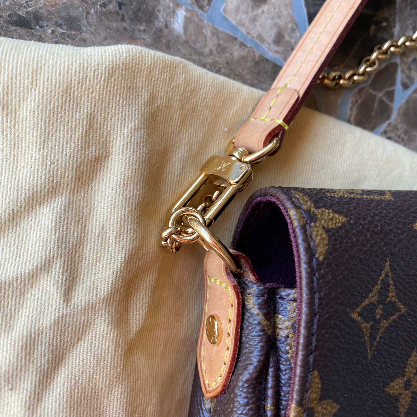Louis Vuitton Monogram Favorite PM Clutch Crossbody