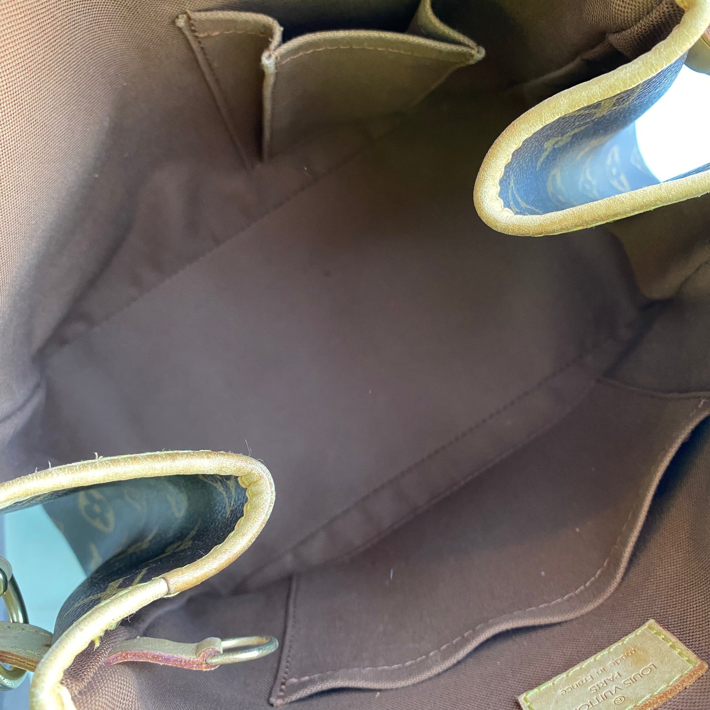 Louis Vuitton Batignolles Vertical PM