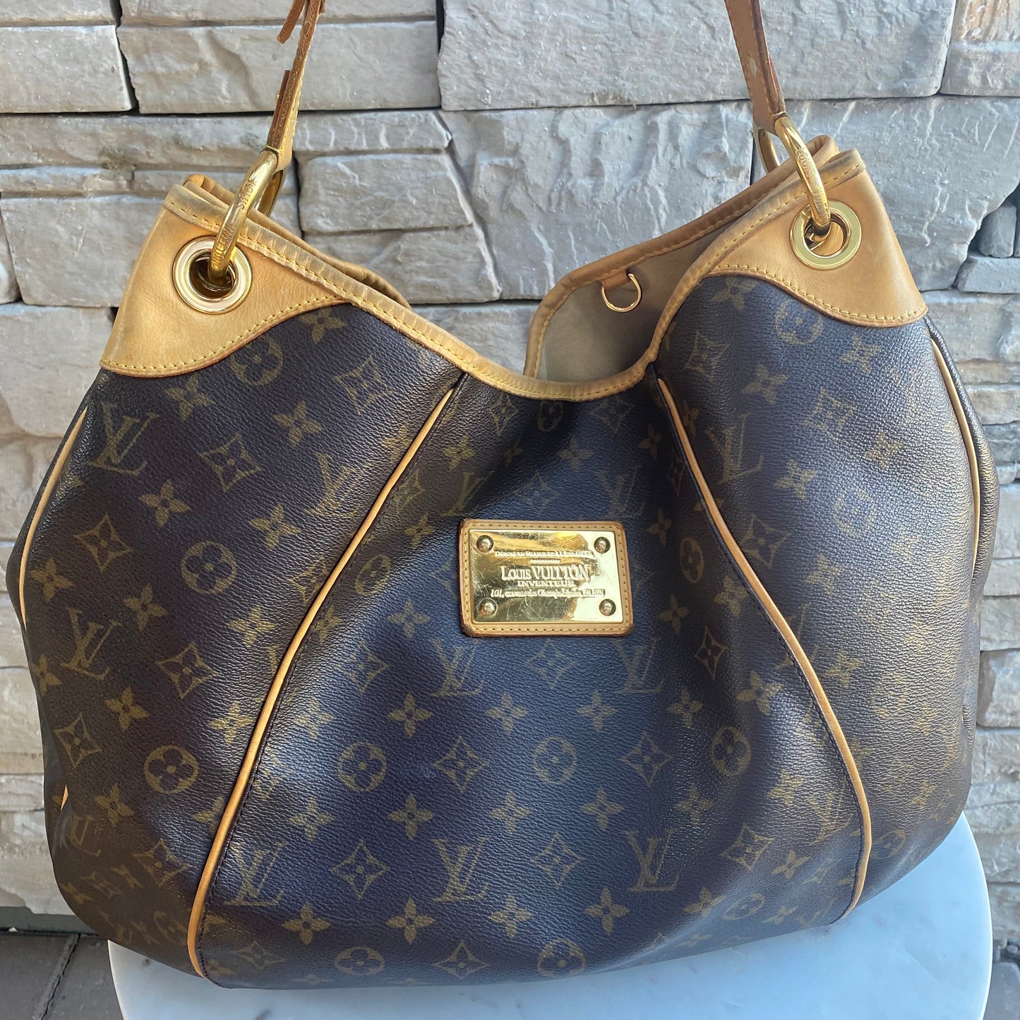 Louis Vuitton Galliera Monogram GM