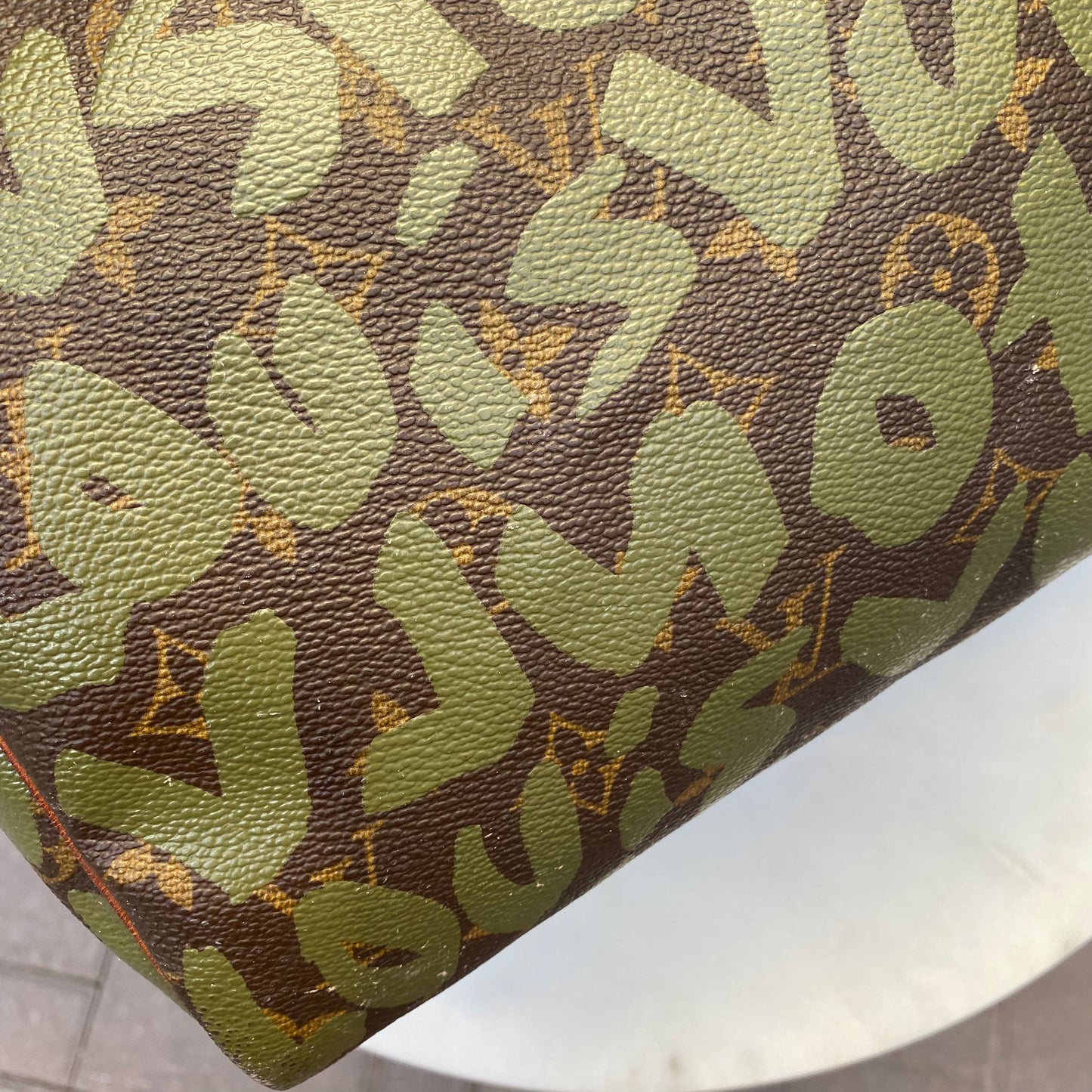 Louis Vuitton Graffiti Monogram Speedy 30