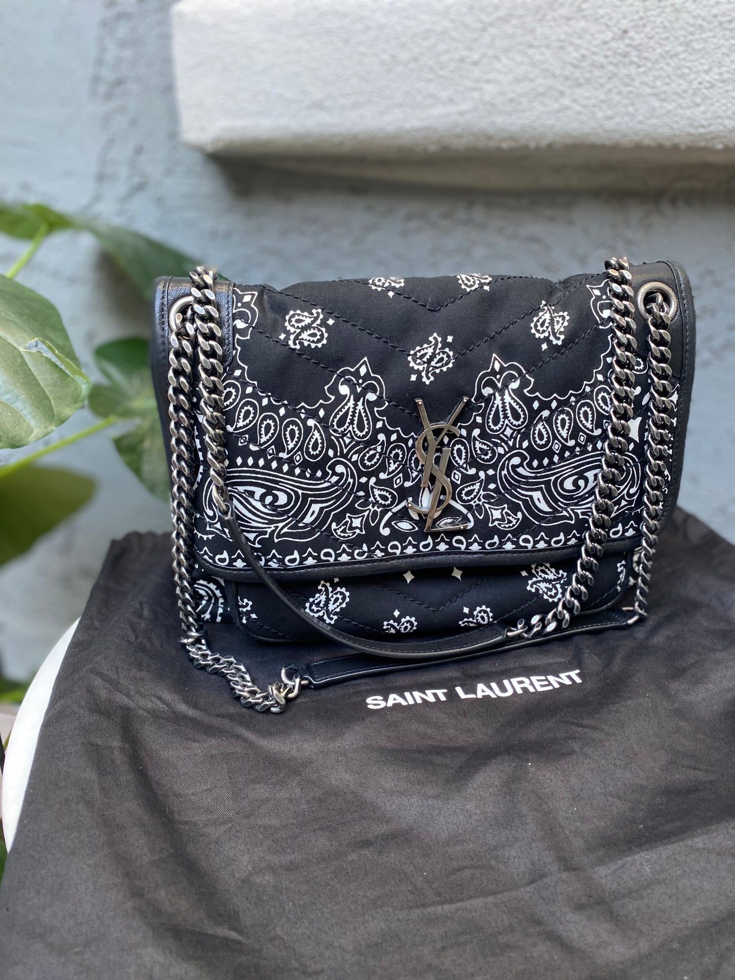 Saint Laurent Medium Chevron Bandana Niki
