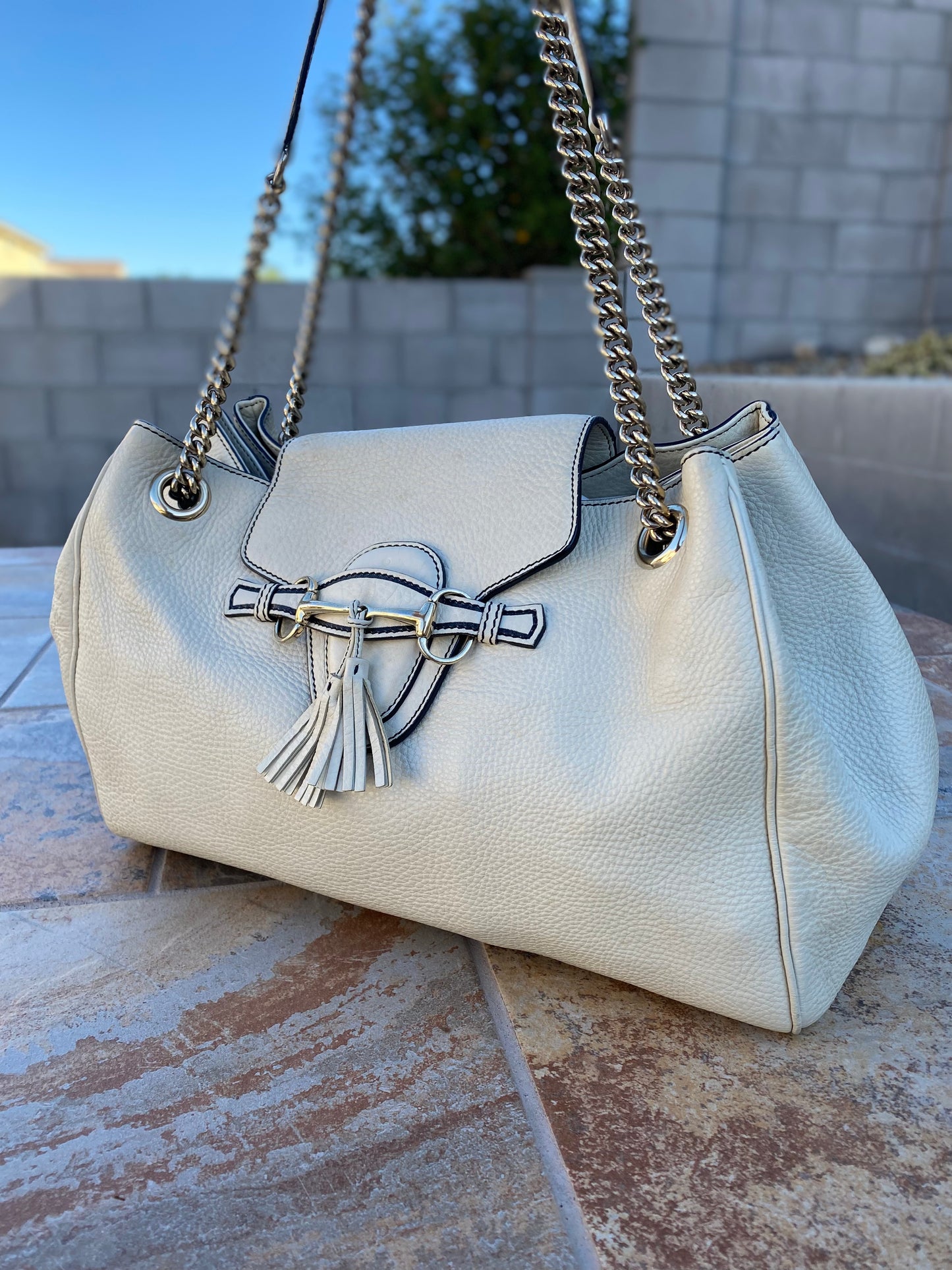 Gucci Pebbled Leather Emily Chain Shoulder Bag