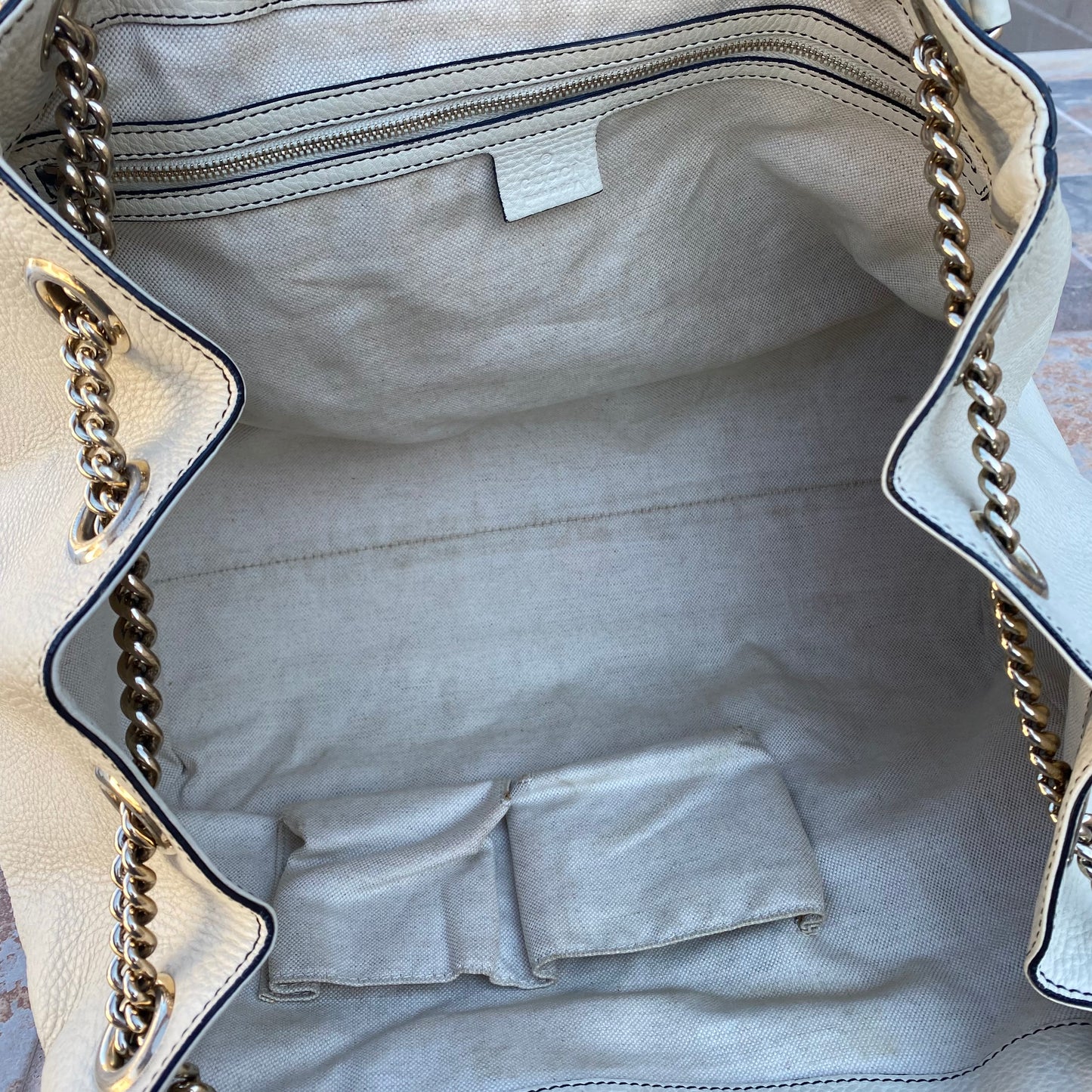 Gucci Pebbled Leather Emily Chain Shoulder Bag