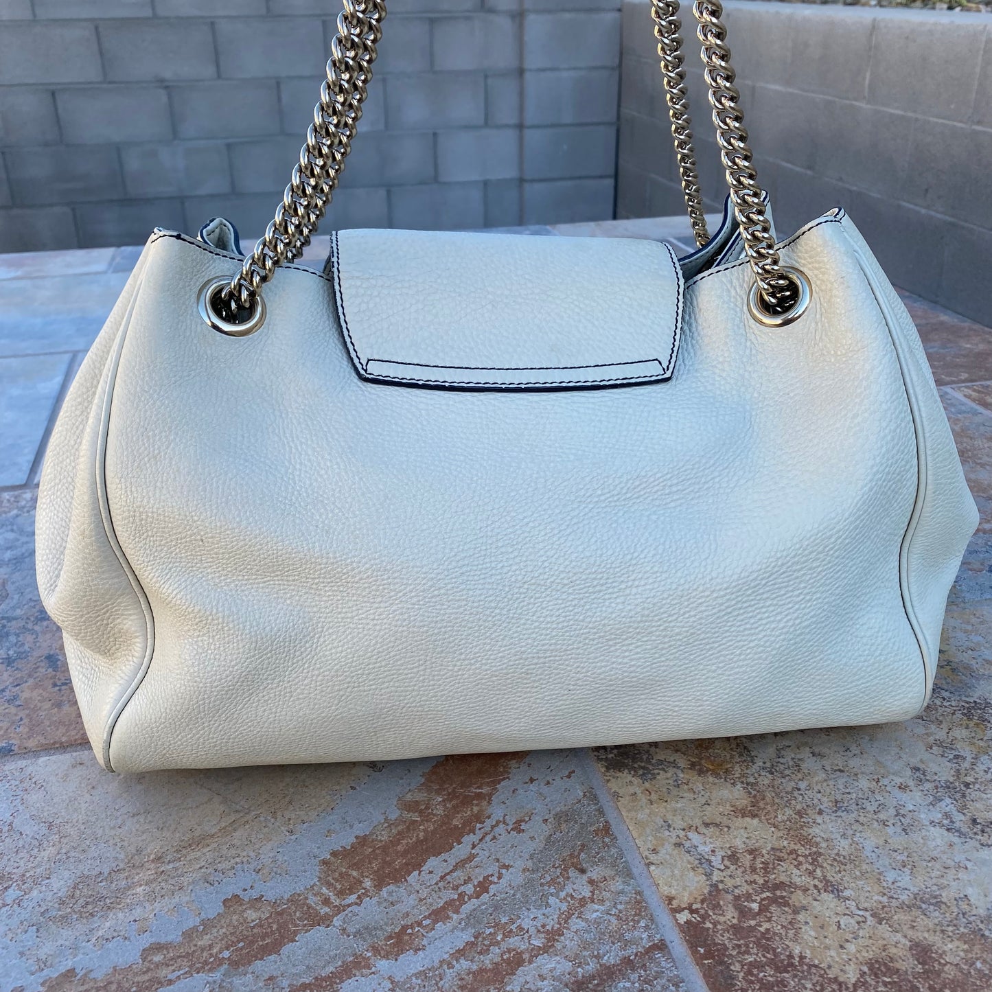 Gucci Pebbled Leather Emily Chain Shoulder Bag