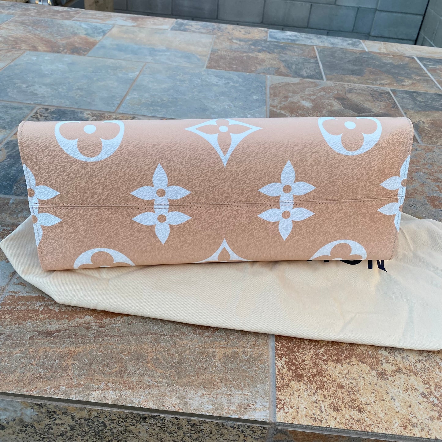 Louis Vuitton By The Pool Onthego GM Giant Monogram Tote