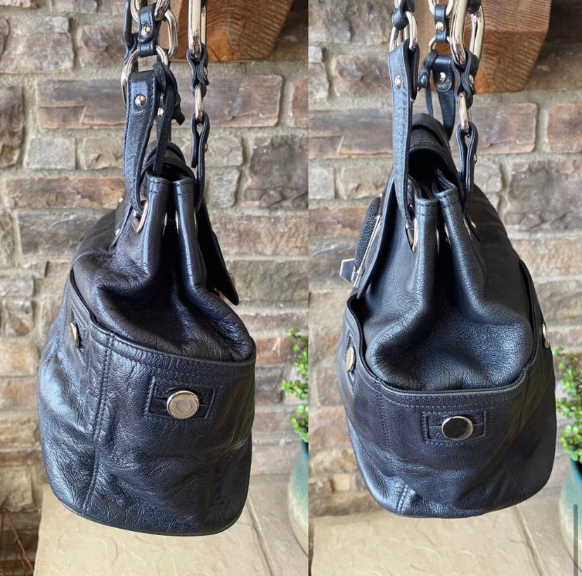 Balenciaga Cherche Stingray Chain Link Leather Bag