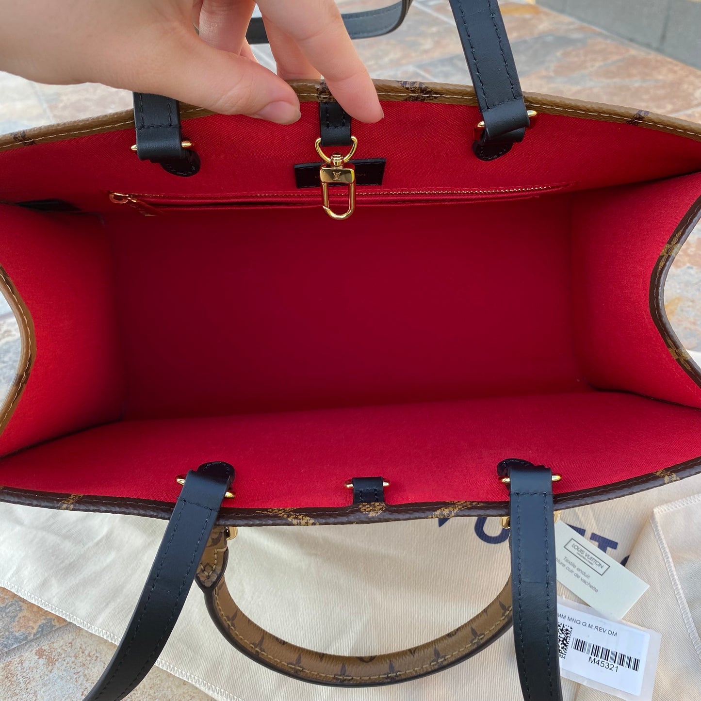 Louis Vuitton Reverse Monogram Onthego MM Tote