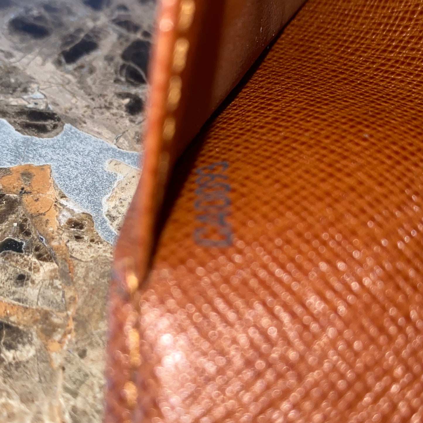 Louis Vuitton 2003 Monogram Small Ring Agenda Cover Planner