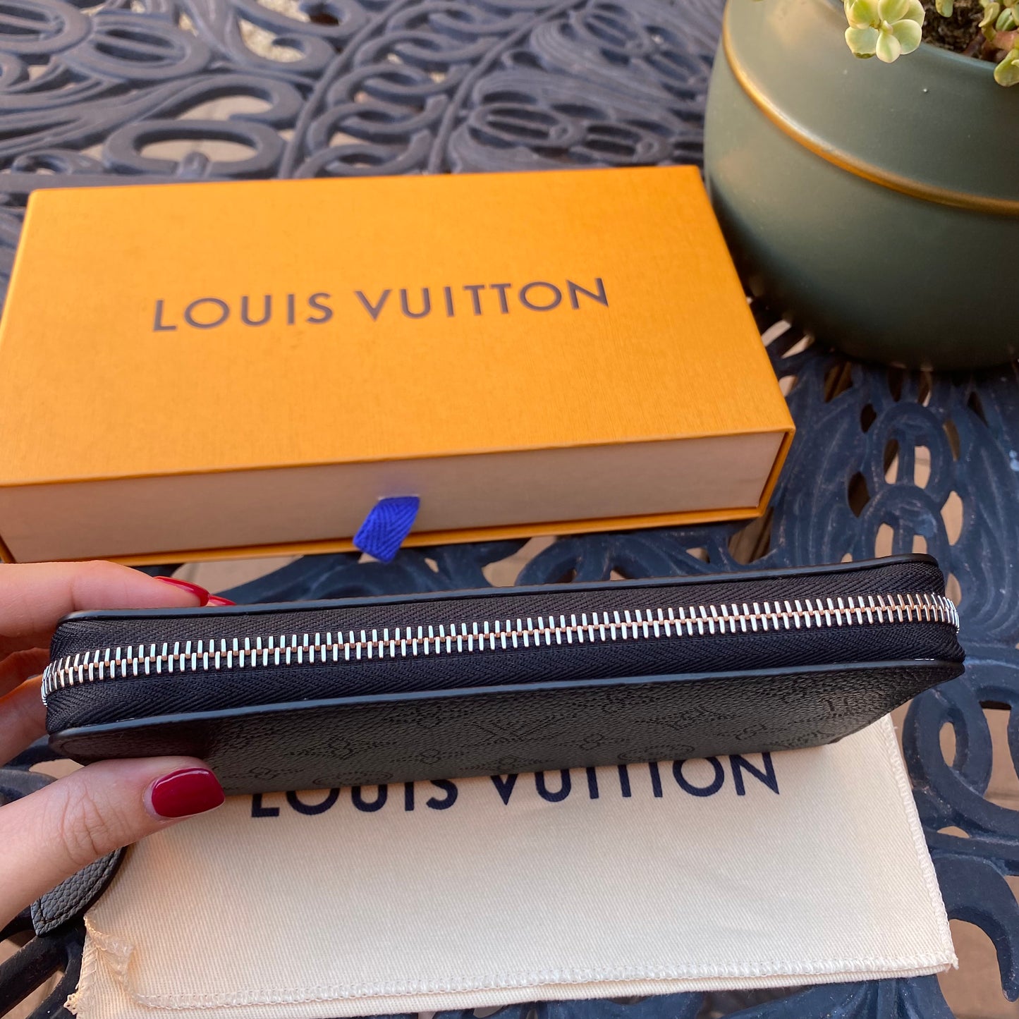 Louis Vuitton Mahina Zippy Wallet